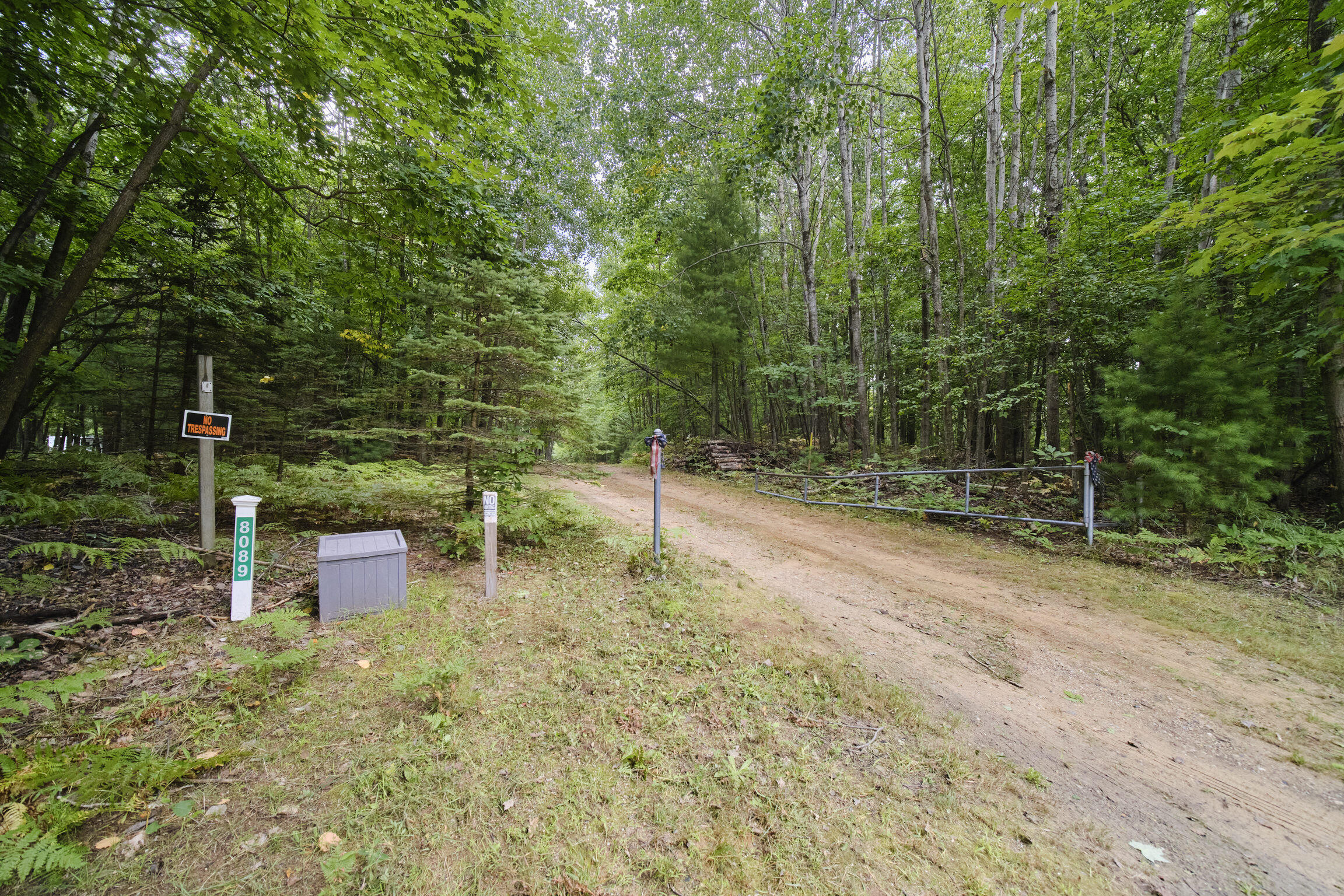 8089 Hunter's Ridge Trail