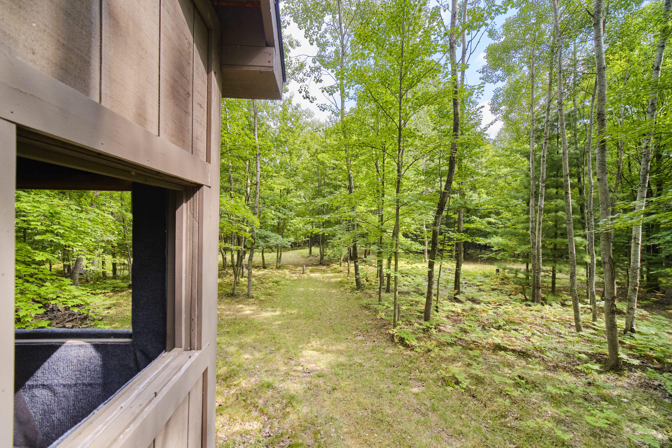 8089 Hunter's Ridge Trail