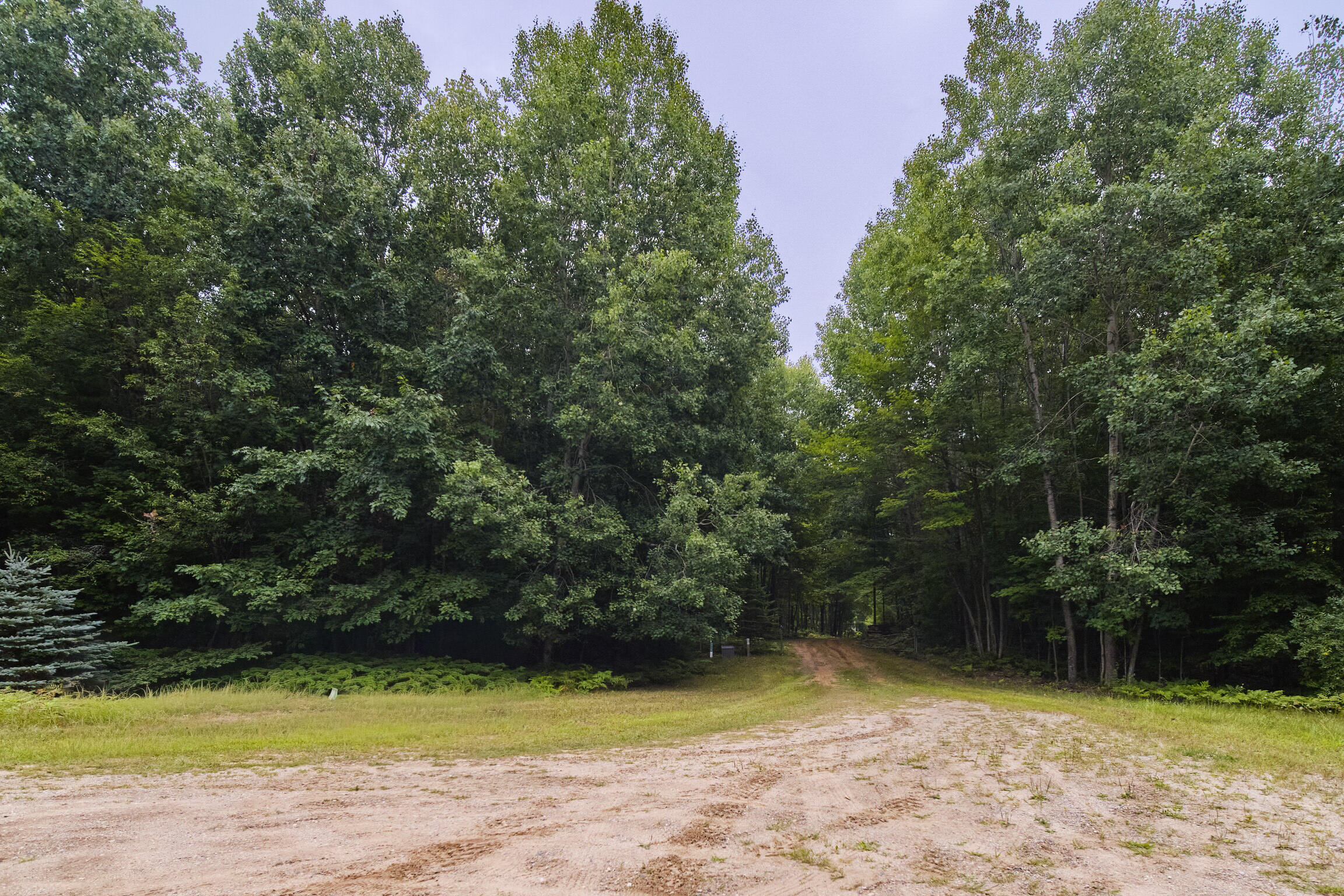 8089 Hunter's Ridge Trail