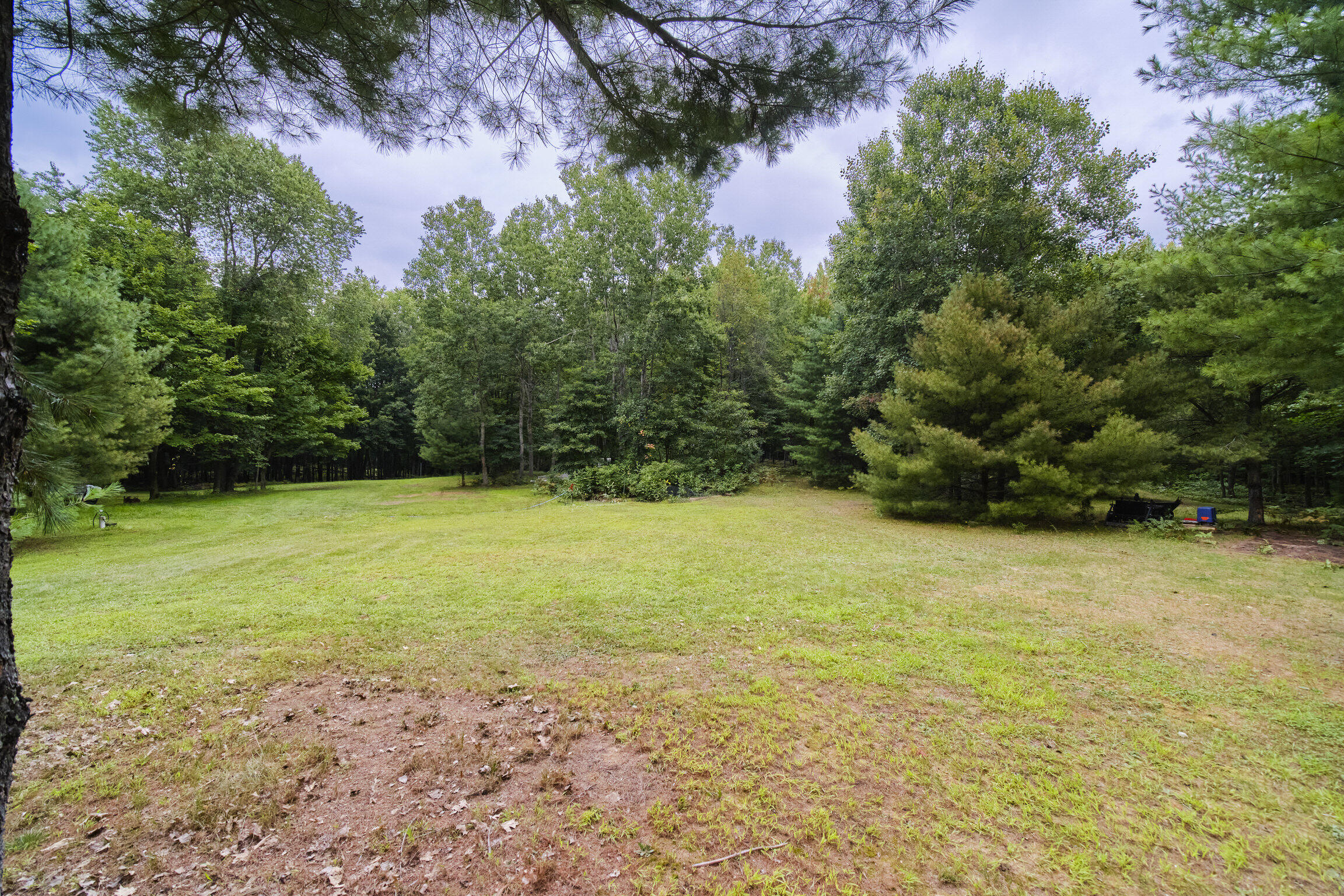 8089 Hunter's Ridge Trail