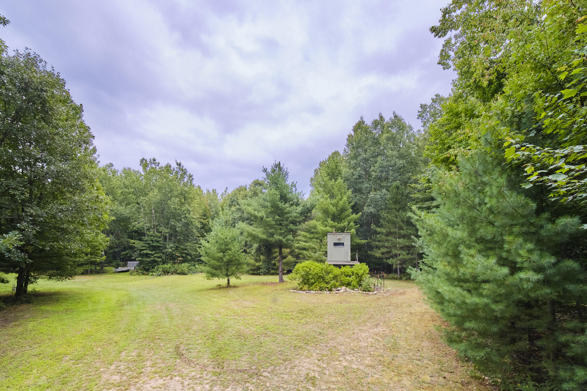 8089 Hunter's Ridge Trail