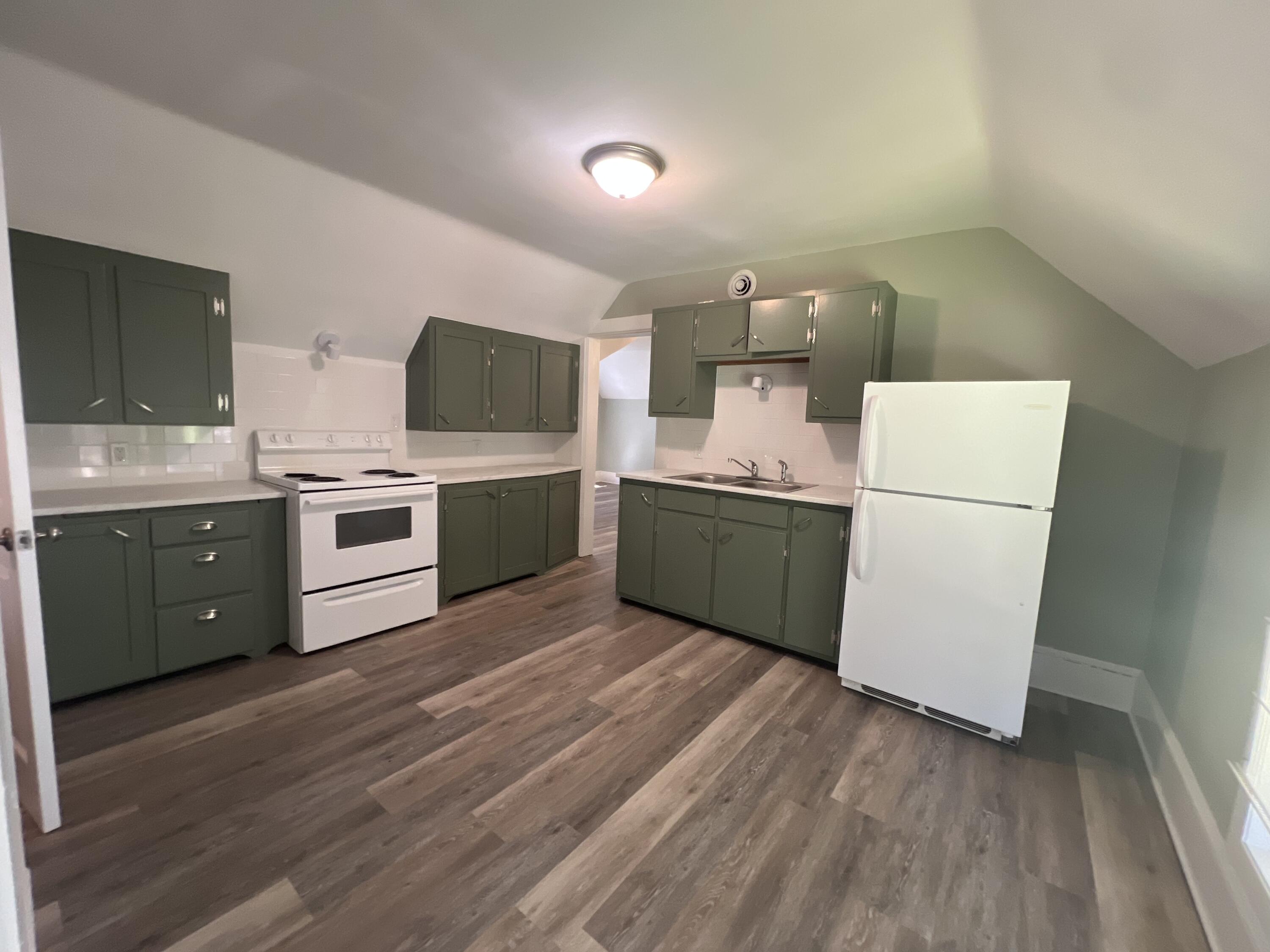 369 4th Street