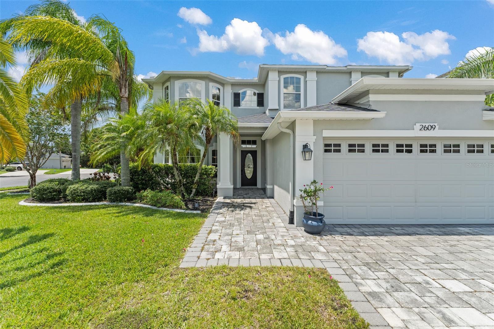 2609 LAKEMOOR DR