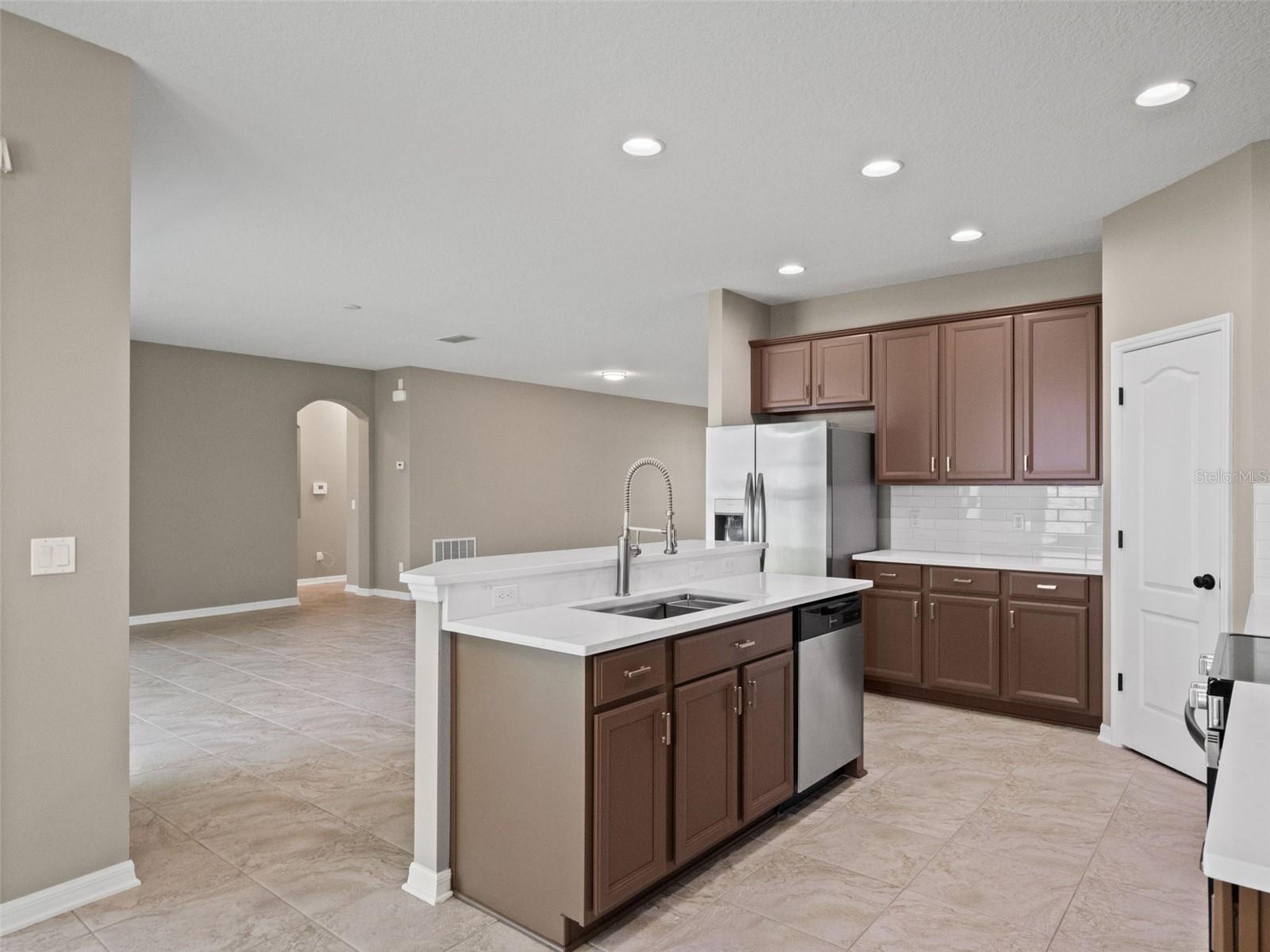 259 BLUE CYPRESS DR