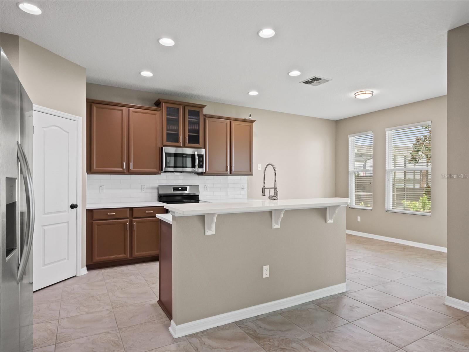 259 BLUE CYPRESS DR