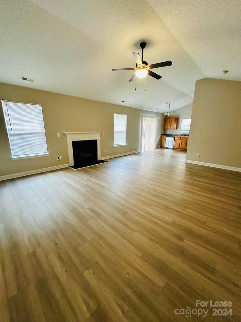 2188 Mallard Pointe Drive