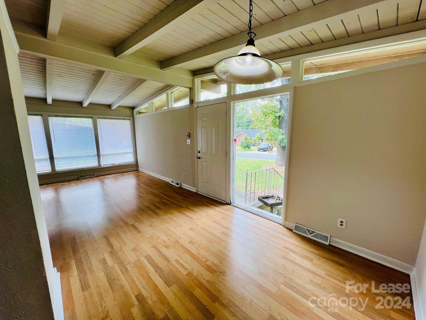 3325 Sargeant Drive