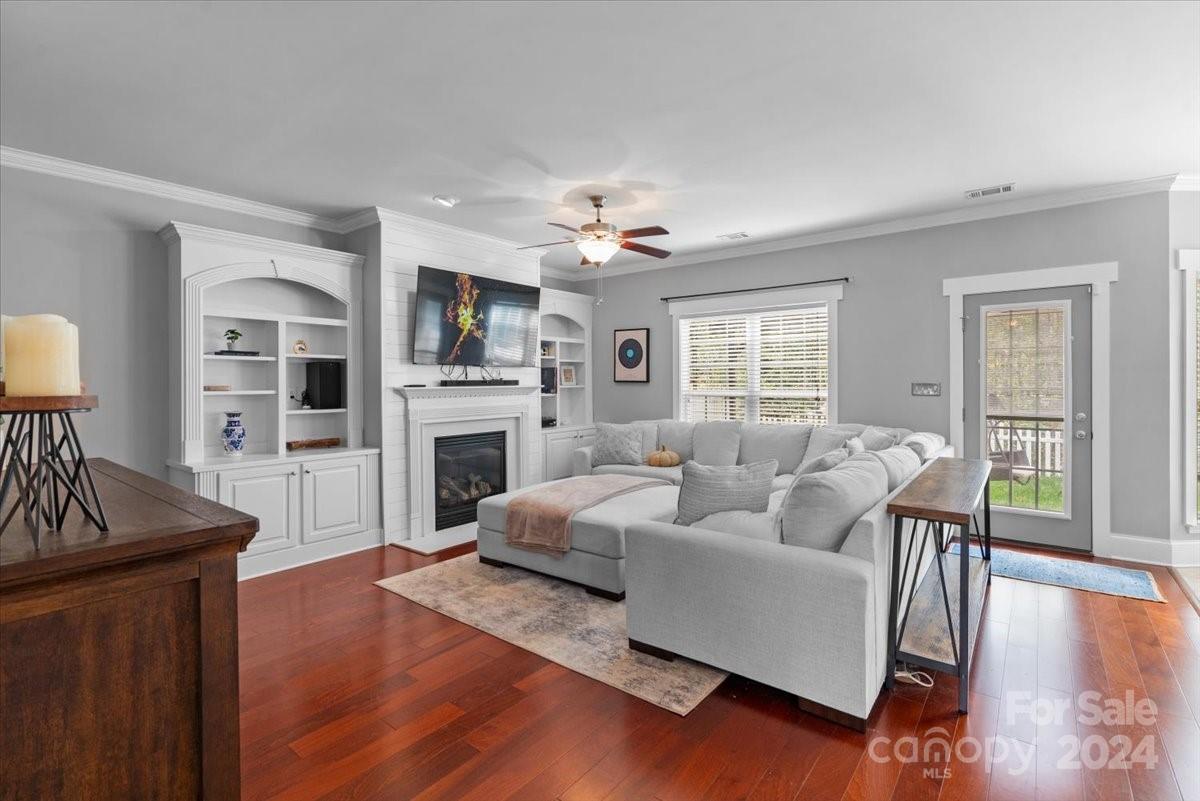 125 Tilton Drive