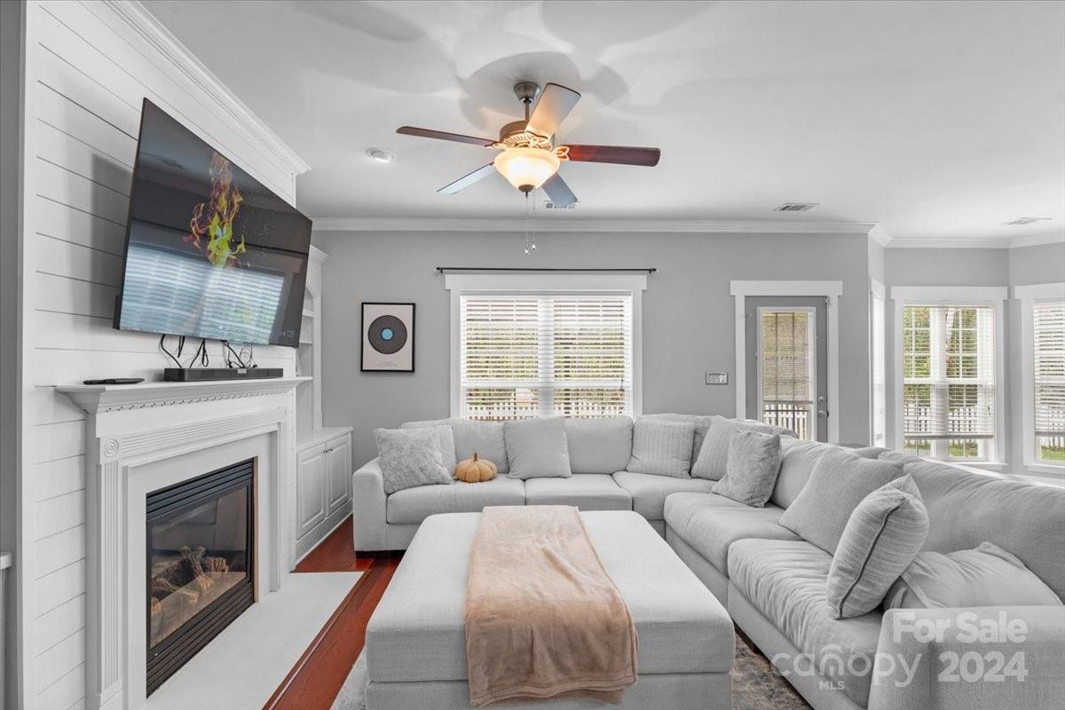 125 Tilton Drive