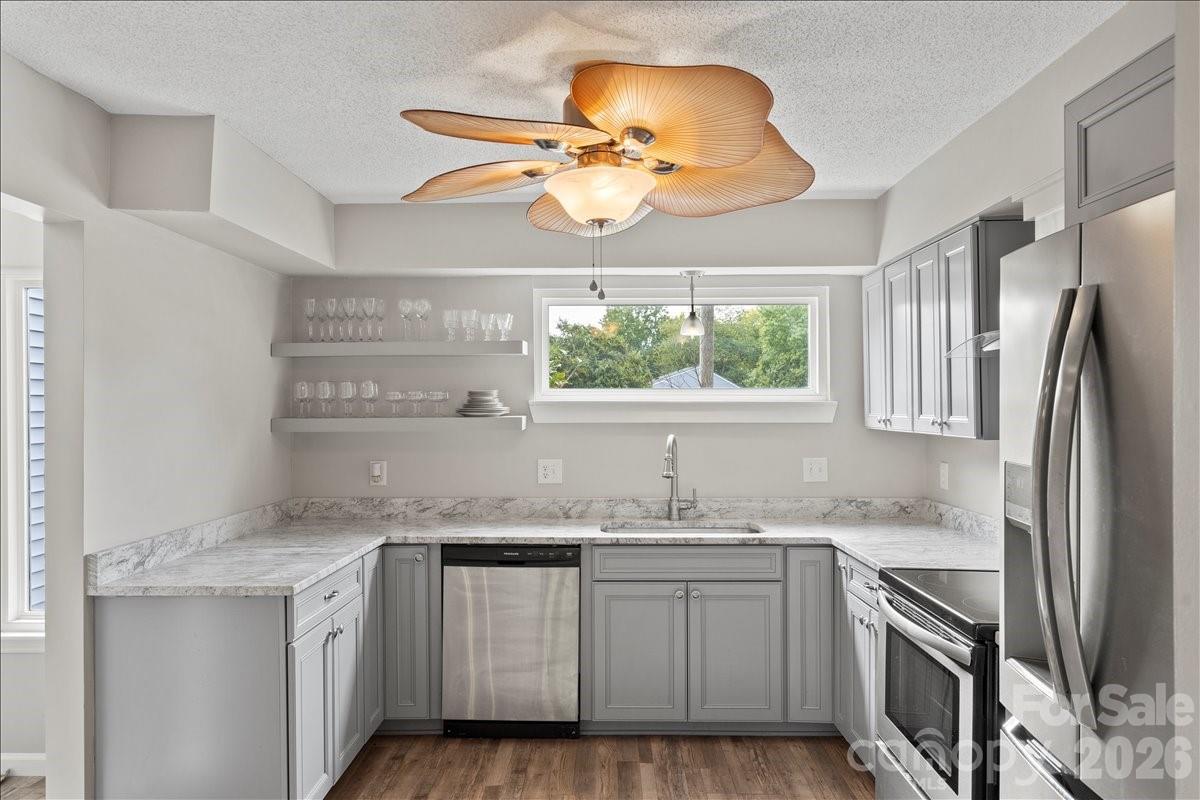 6610 Point Comfort Lane