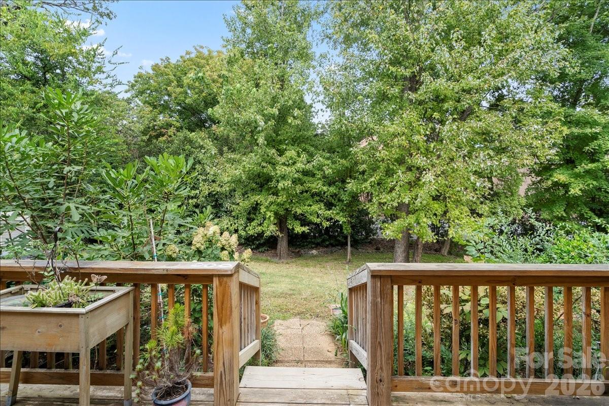 6610 Point Comfort Lane