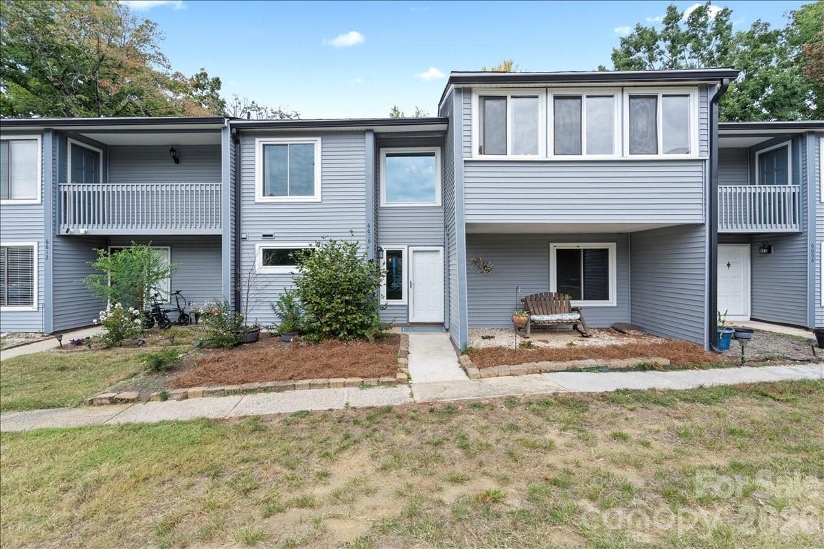 6610 Point Comfort Lane
