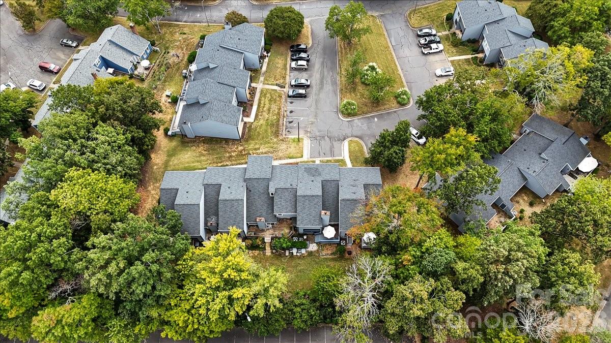 6610 Point Comfort Lane