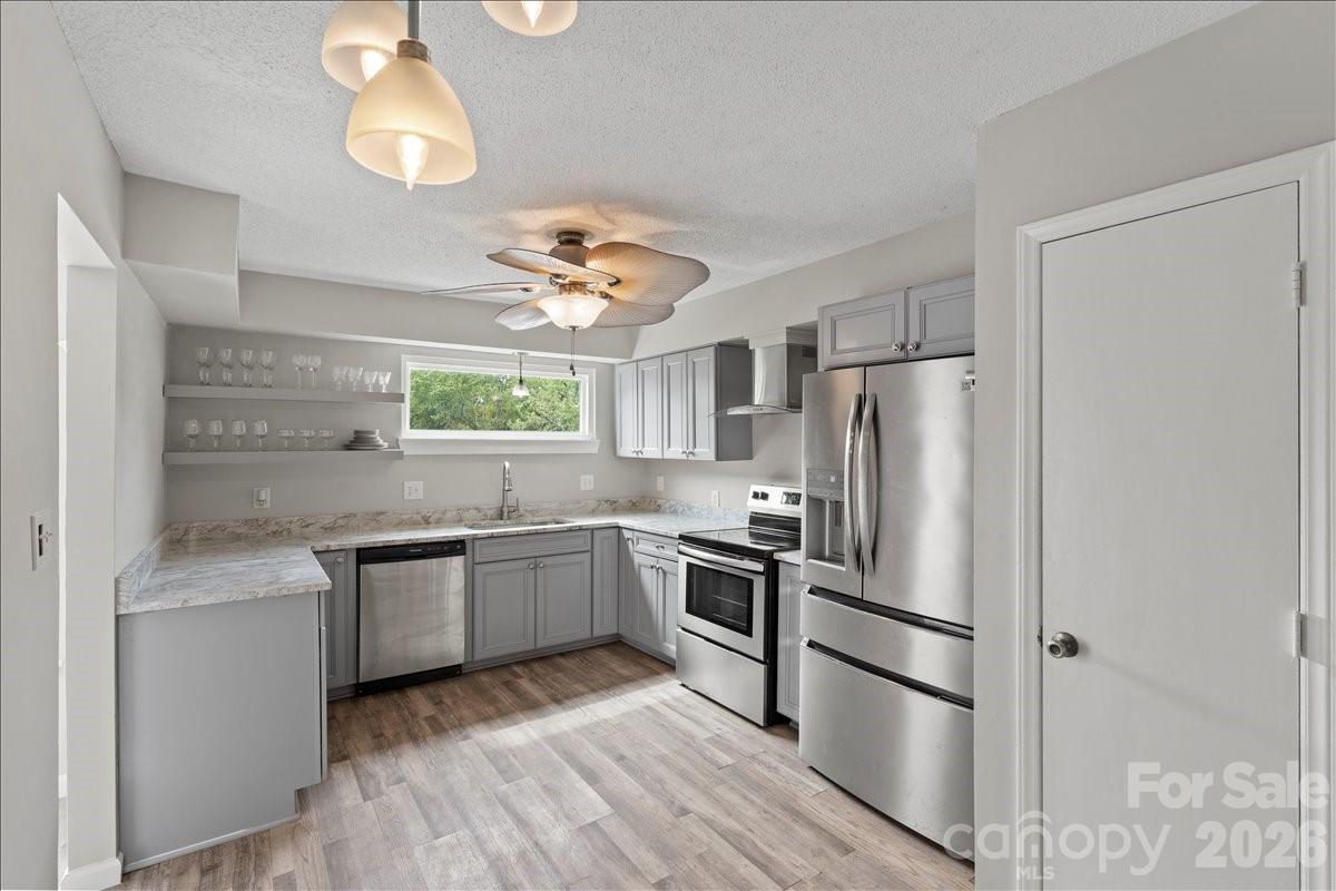 6610 Point Comfort Lane