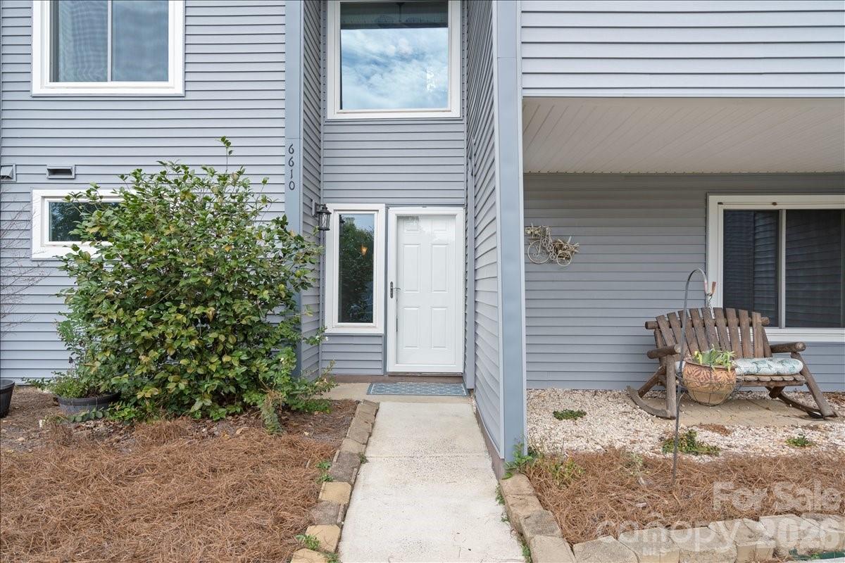 6610 Point Comfort Lane