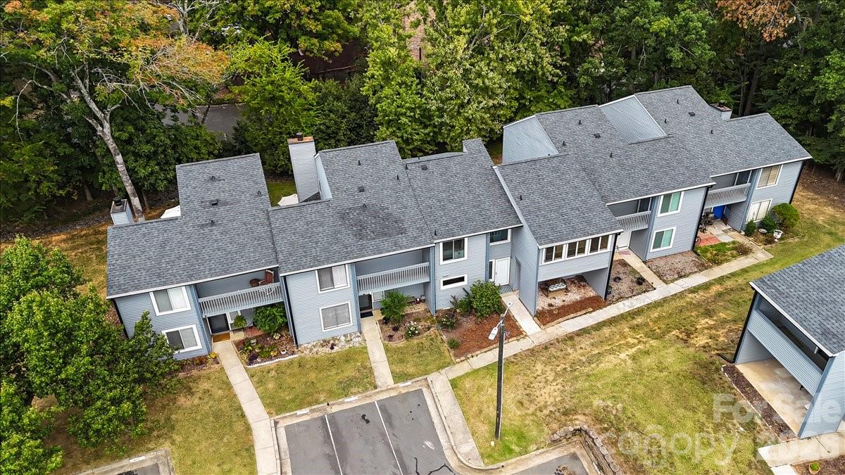 6610 Point Comfort Lane