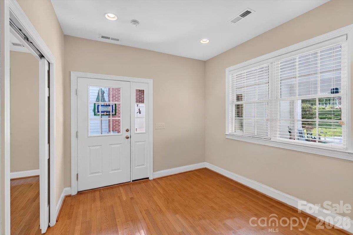 4124 Bridgewood Lane