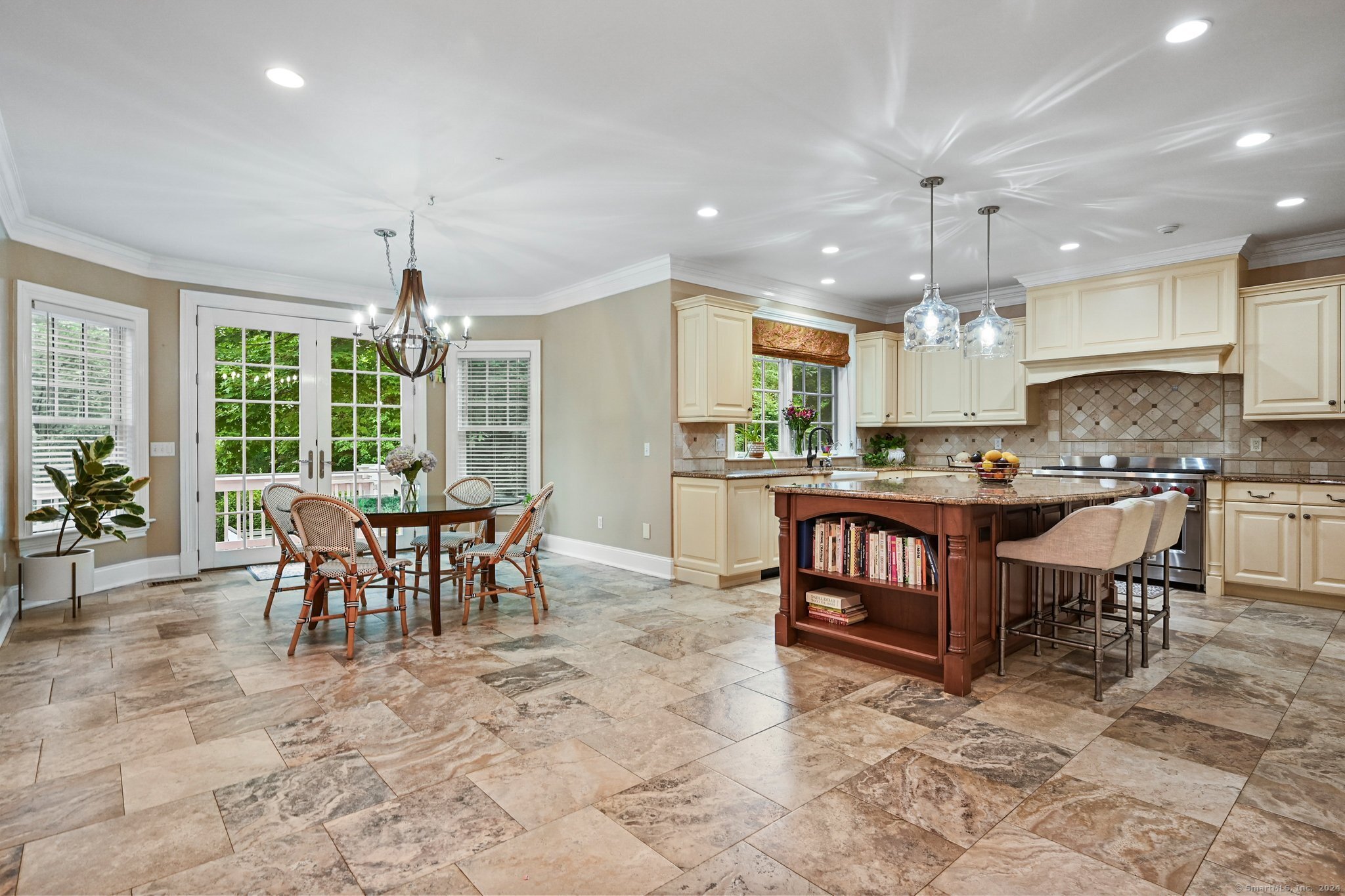 87 Buckingham Ridge Road