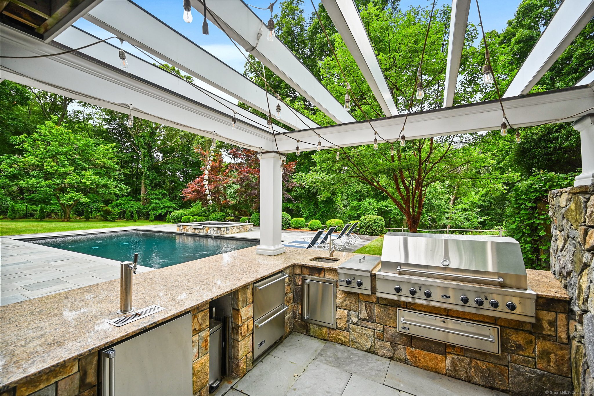 87 Buckingham Ridge Road