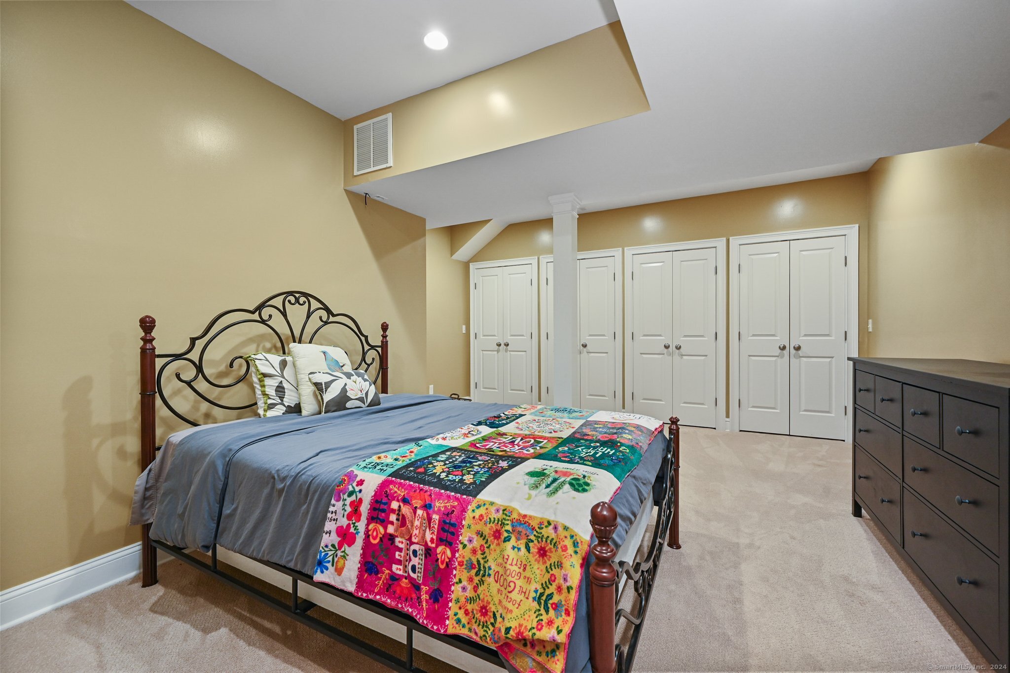 87 Buckingham Ridge Road