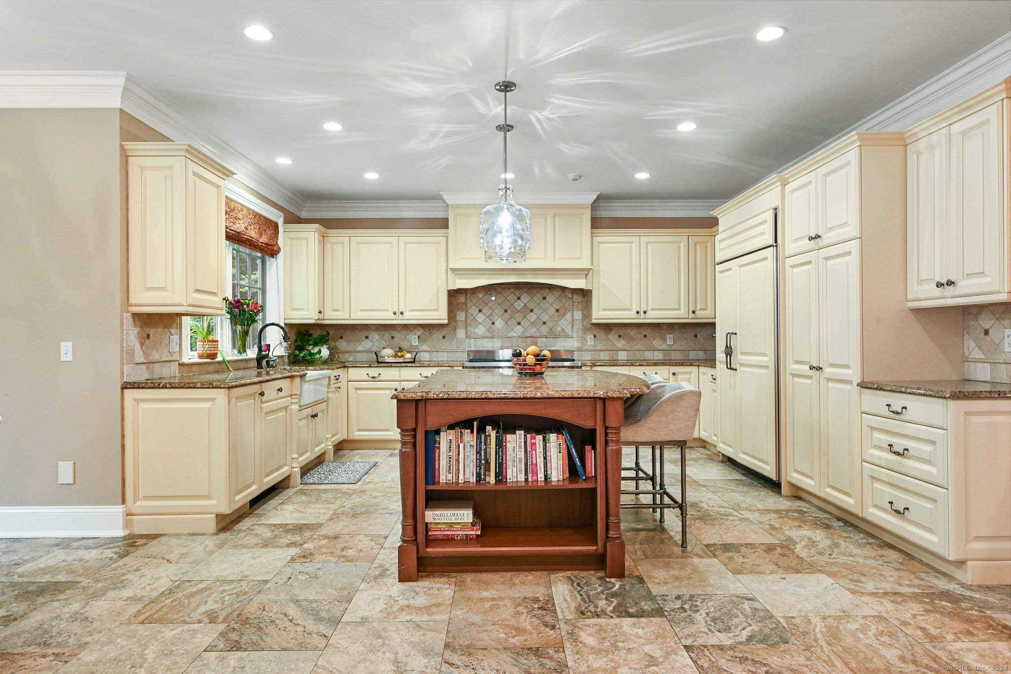 87 Buckingham Ridge Road