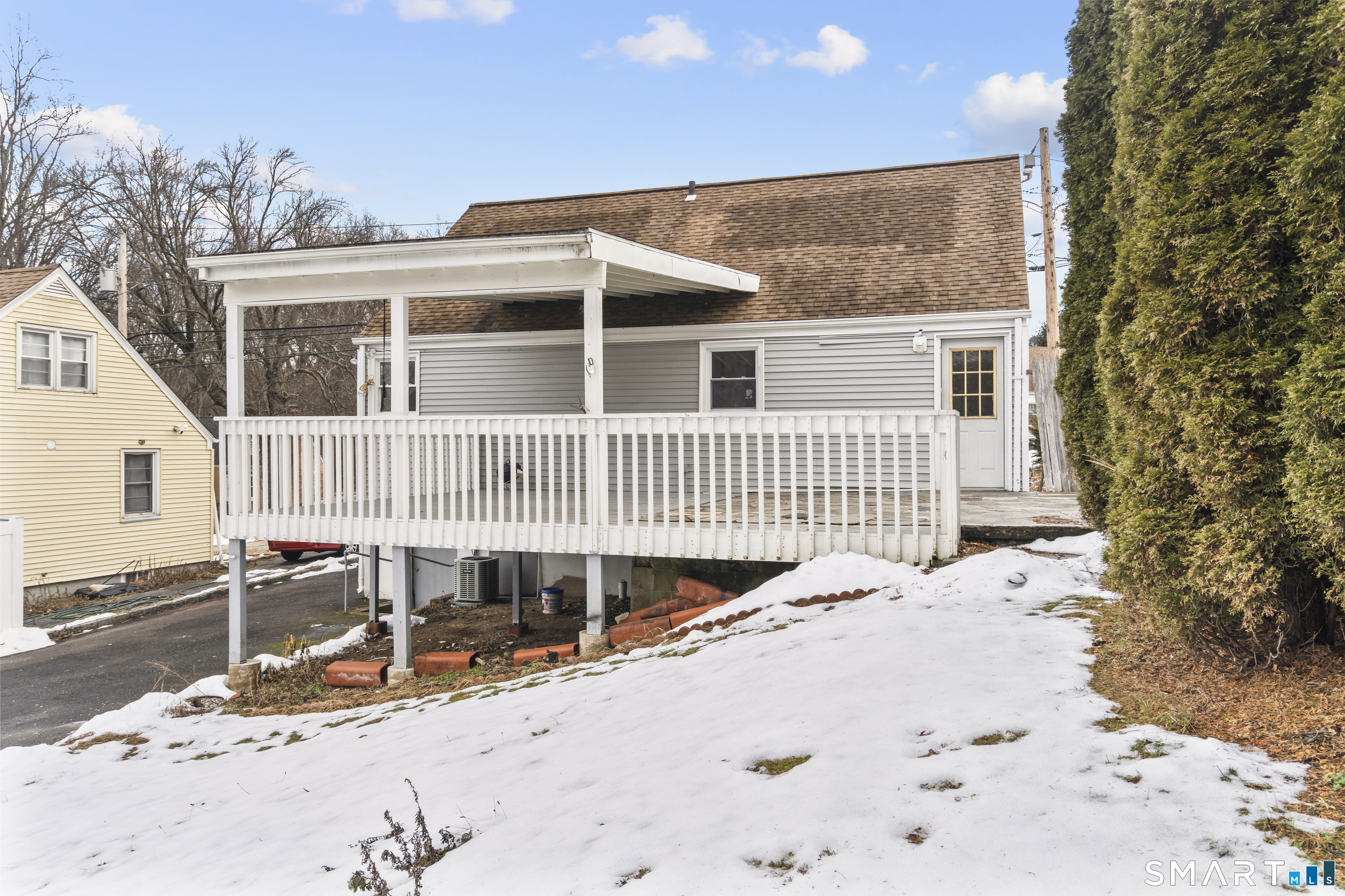 755 Old Town Road