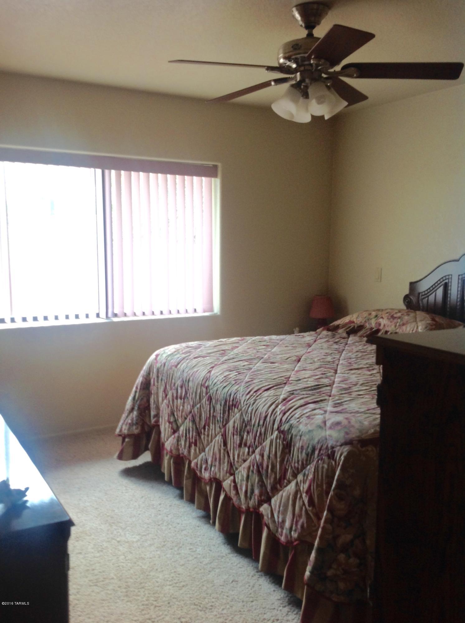 571 N Las Flores Drive