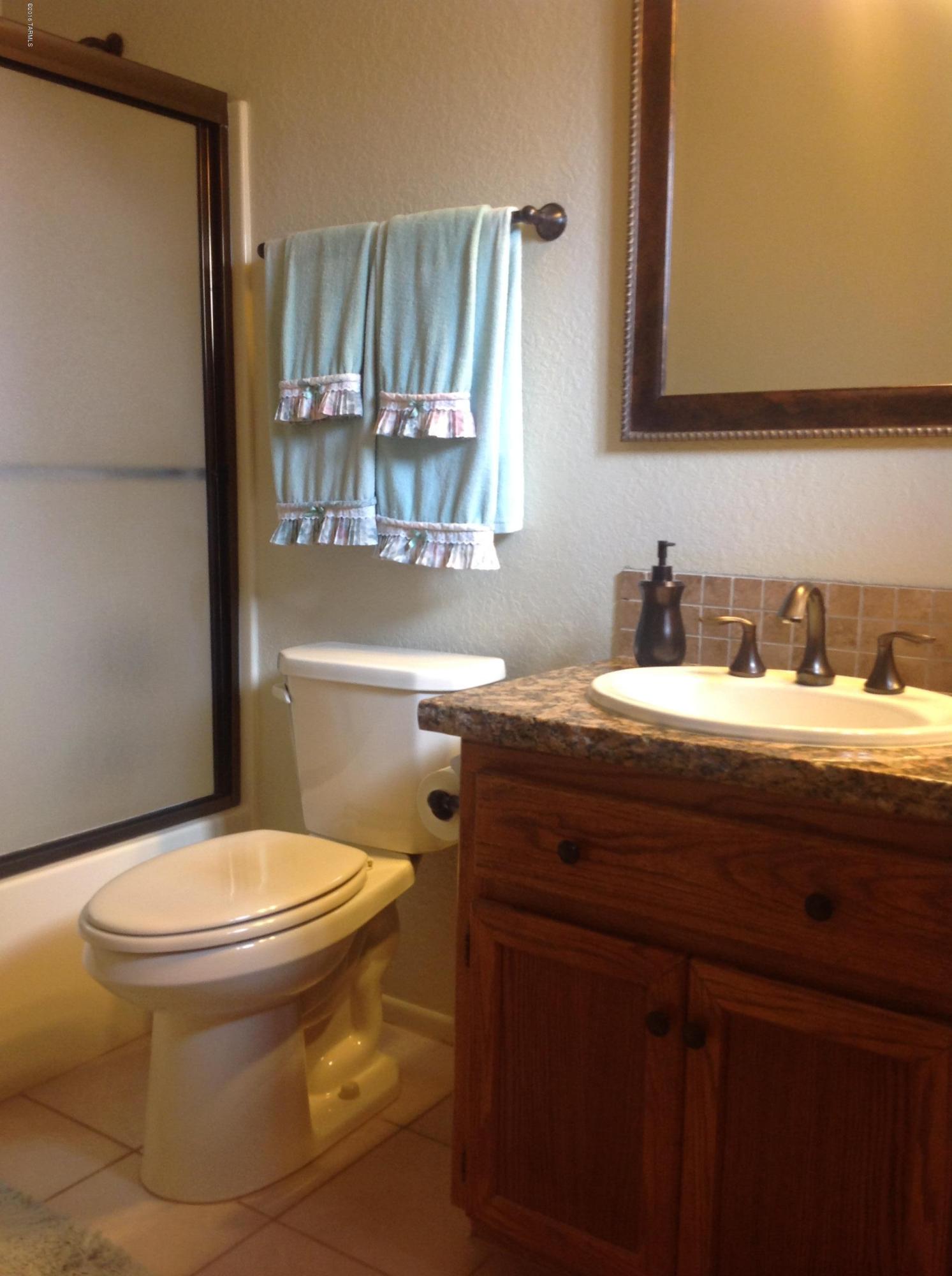 571 N Las Flores Drive