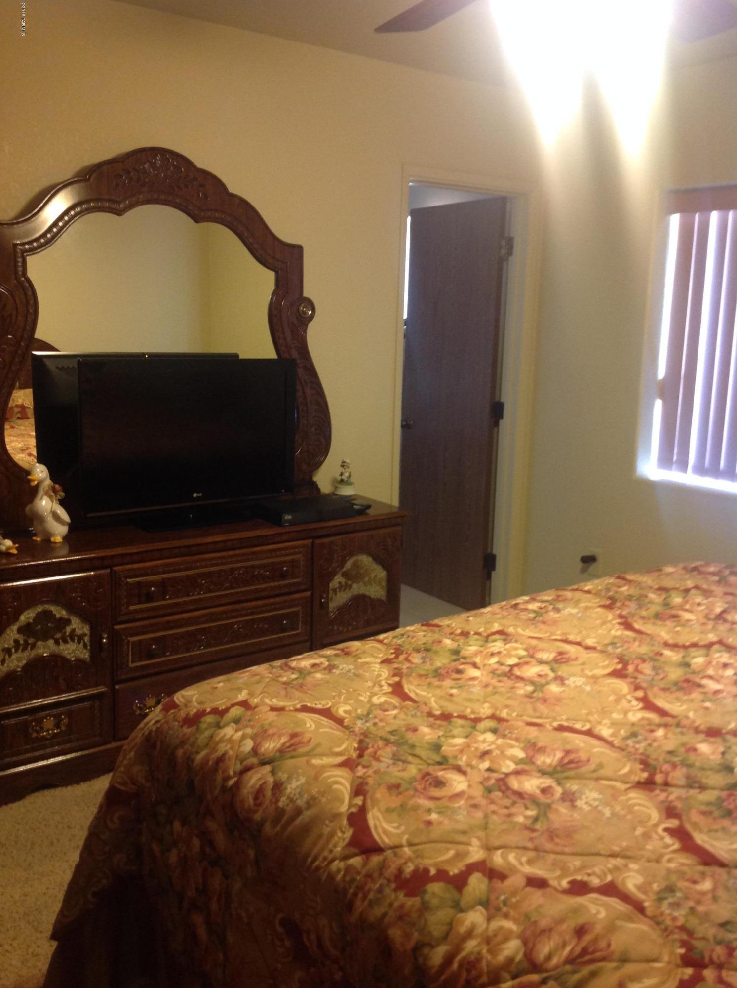 571 N Las Flores Drive