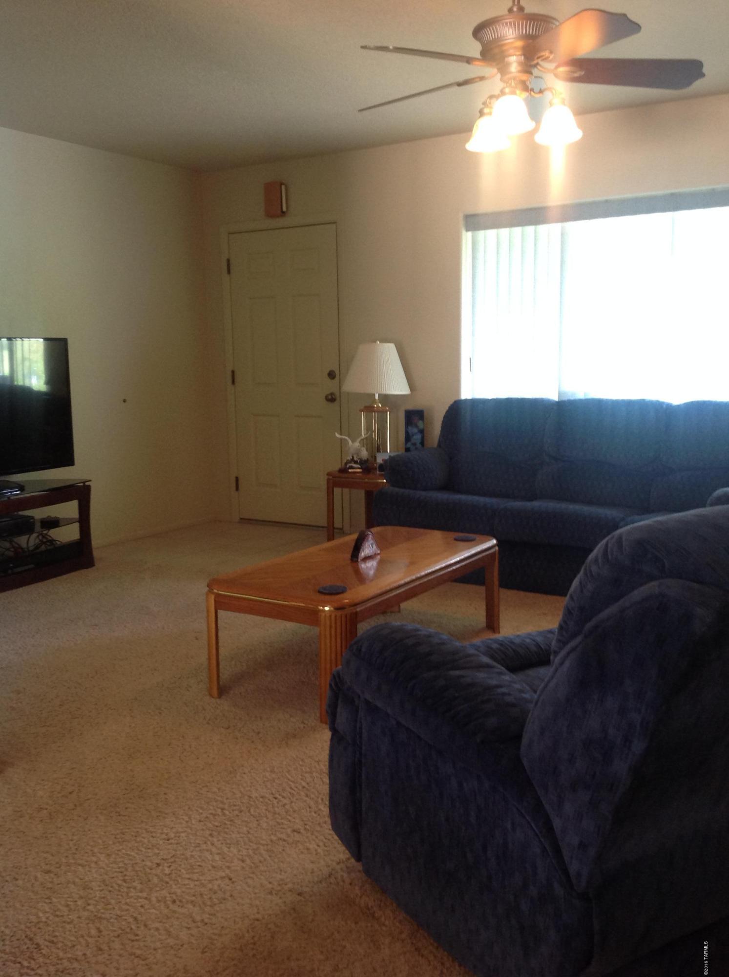 571 N Las Flores Drive