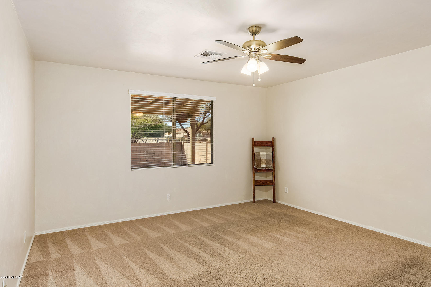 2161 N Avenida Tabica