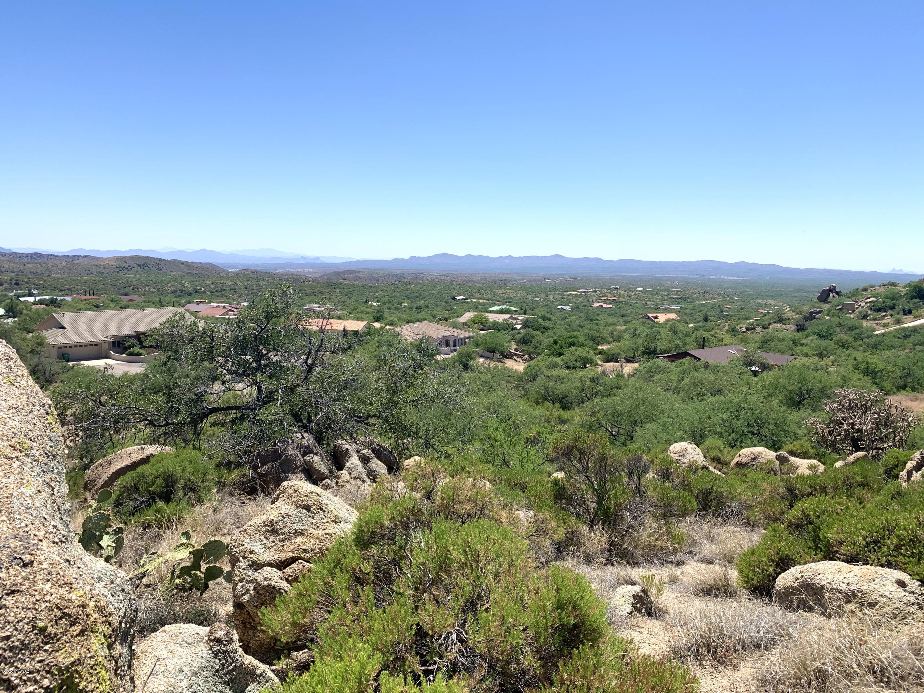 1.04ac off W La Mariposa Unit: 0