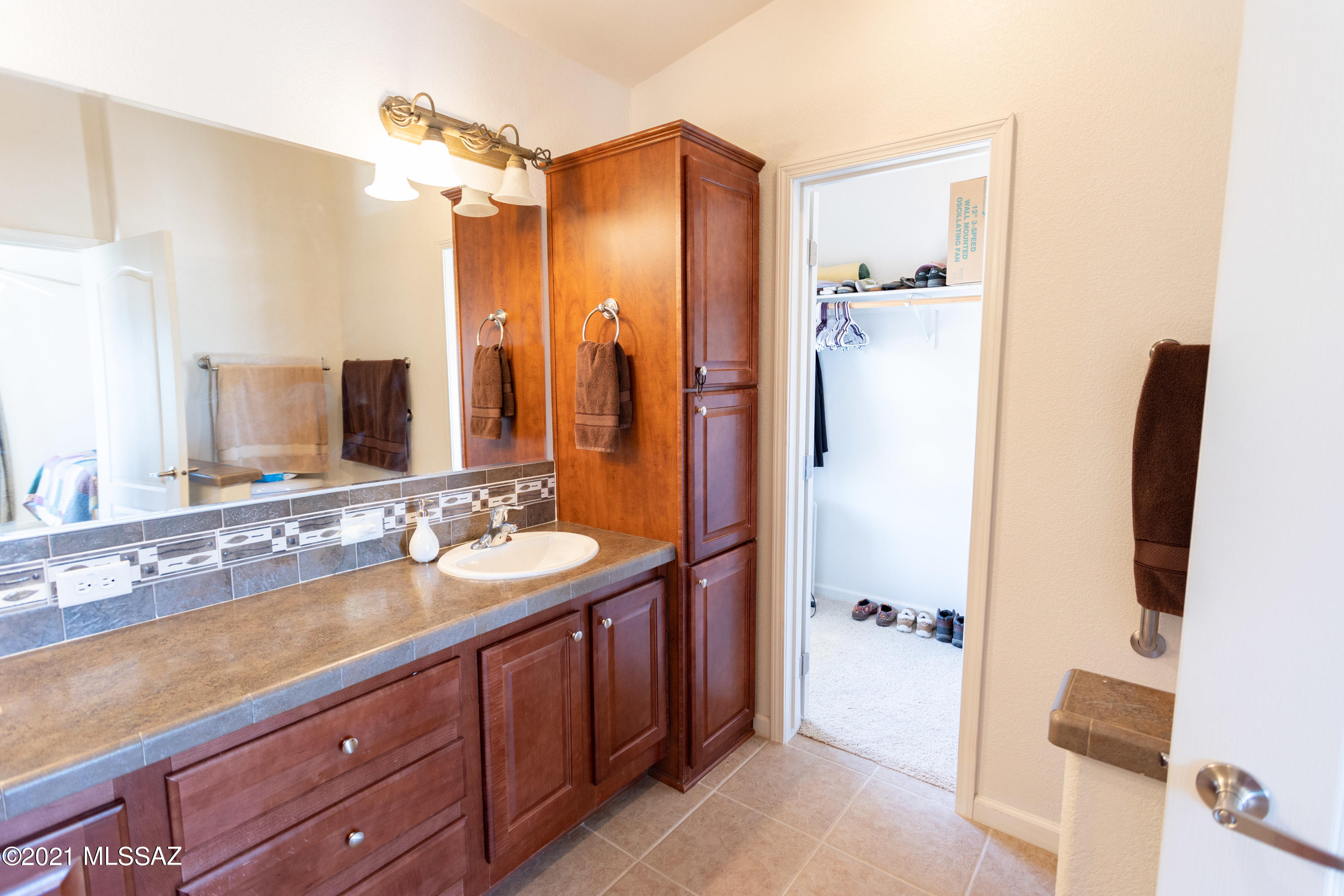 83265 E Vanessa Way