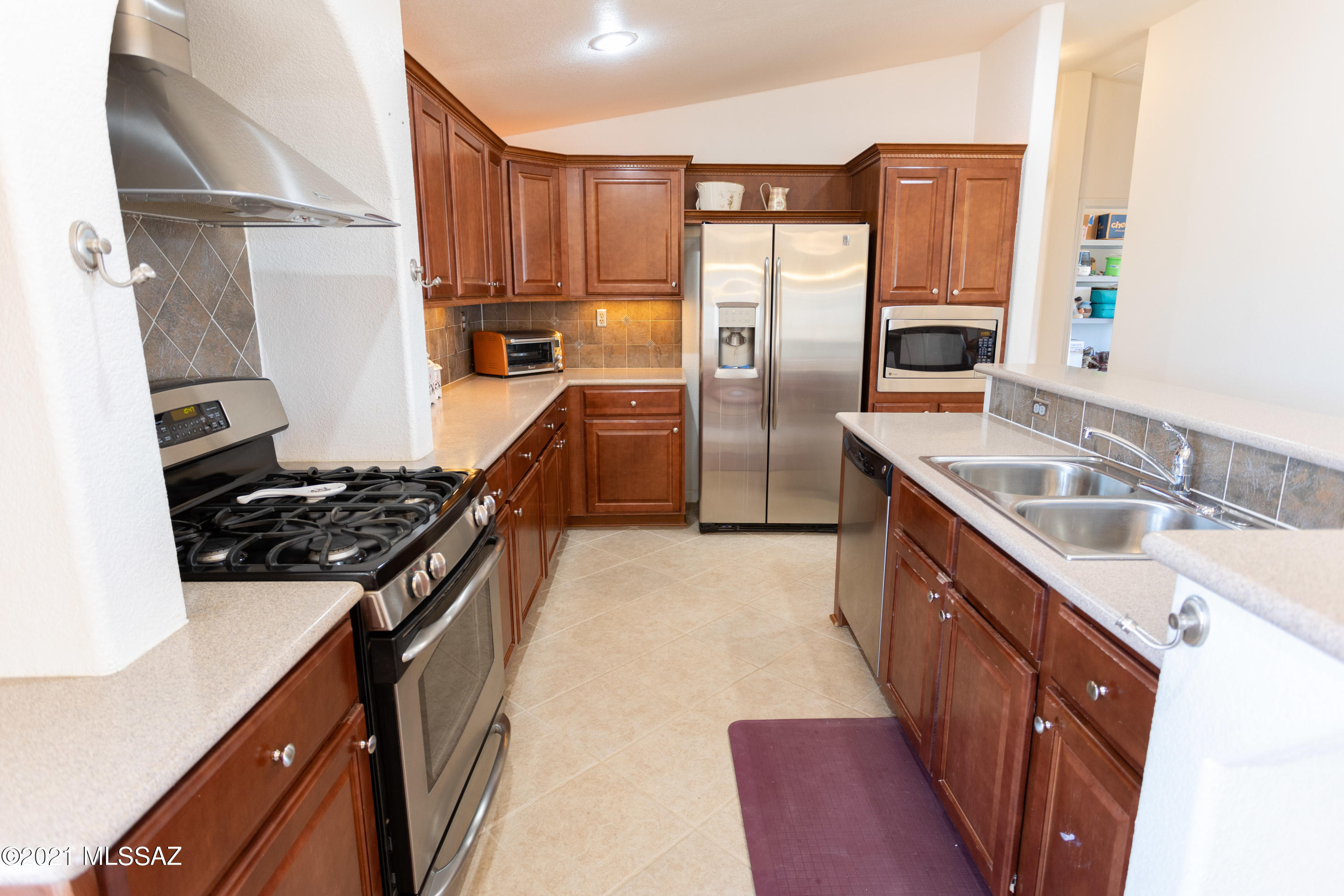 83265 E Vanessa Way