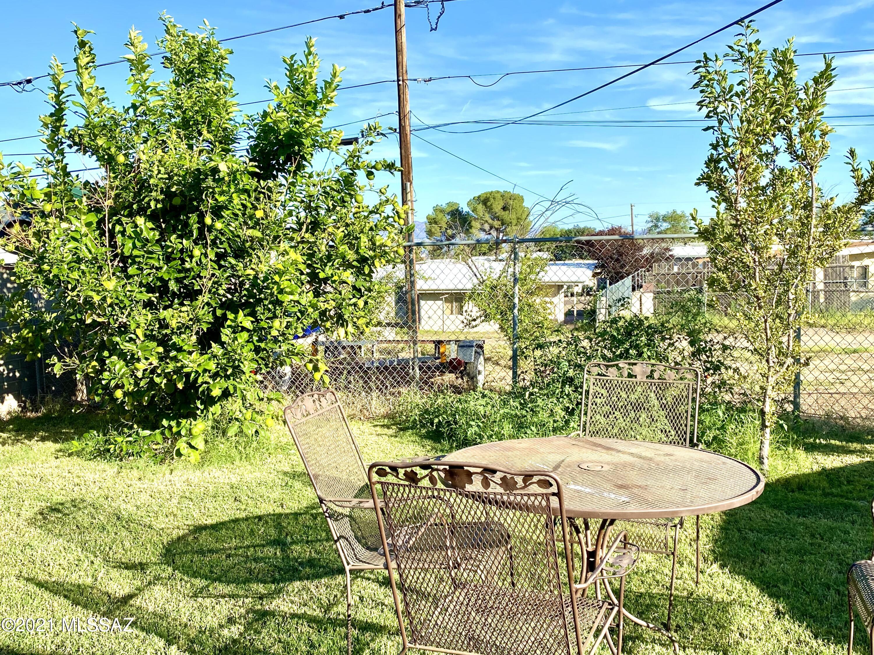 929 W 6Th Avenue