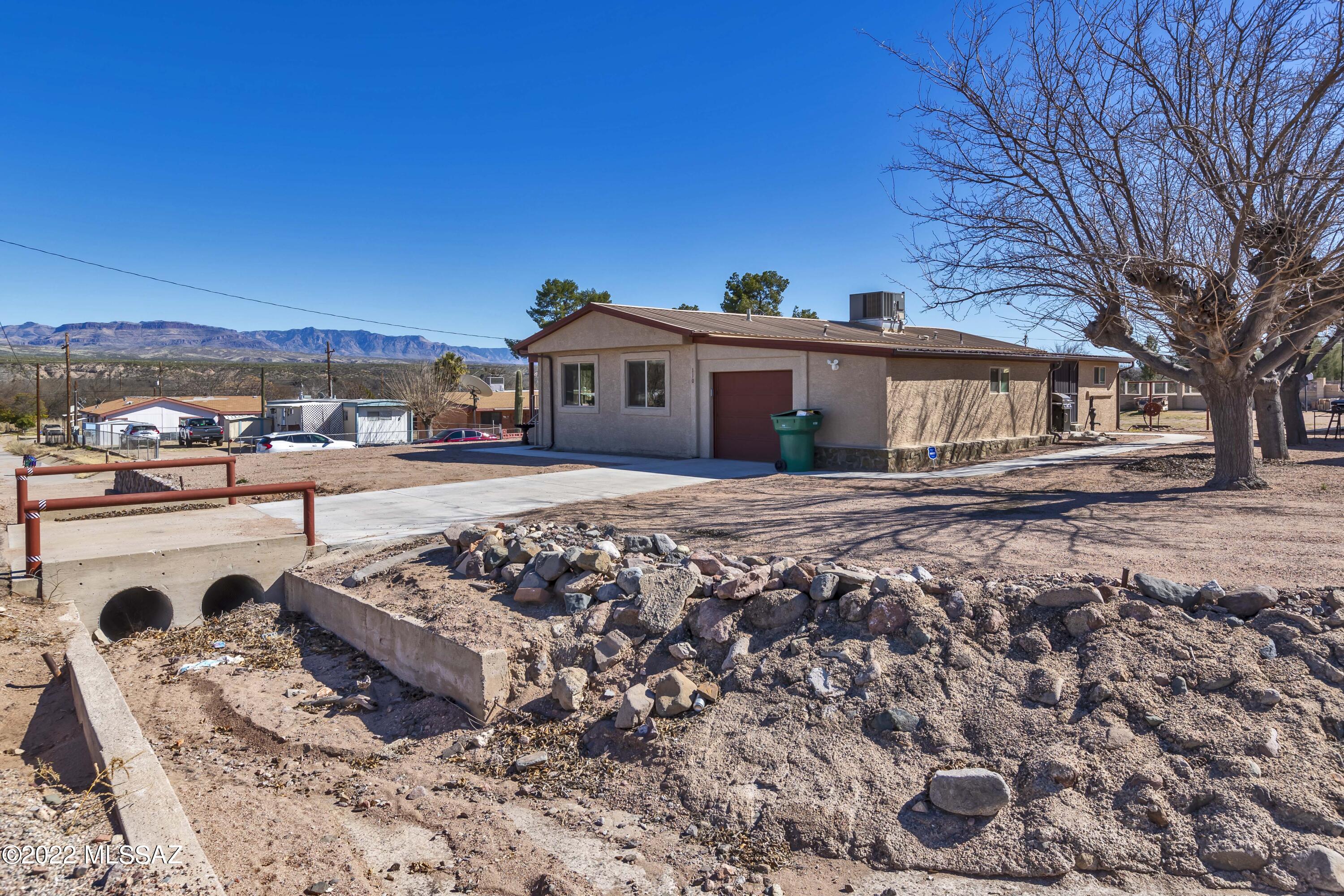 110 E Dungan Drive