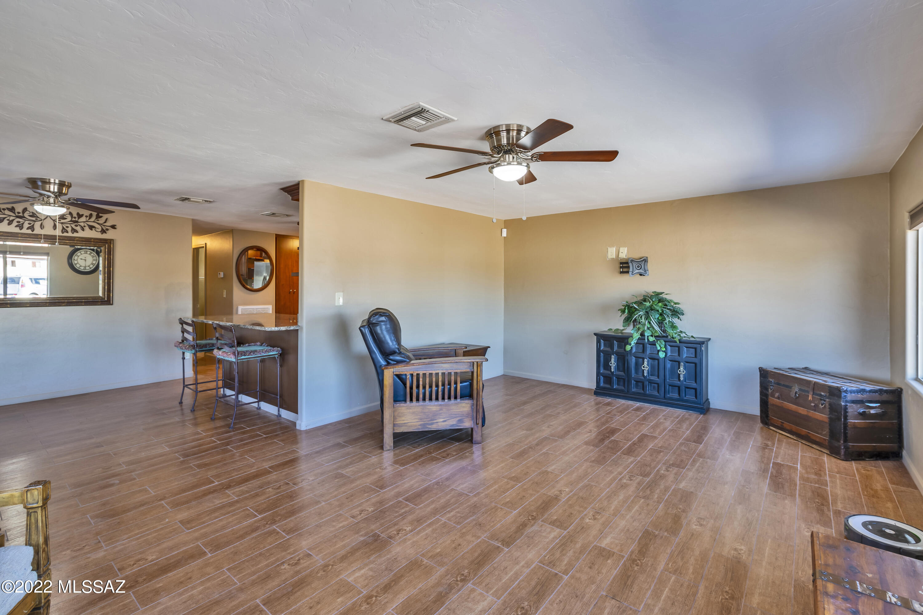 110 E Dungan Drive
