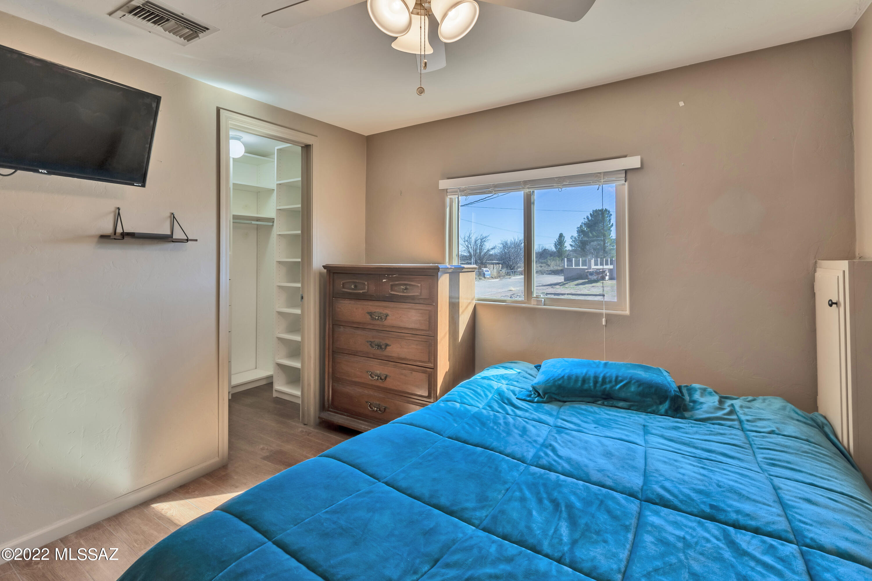 110 E Dungan Drive