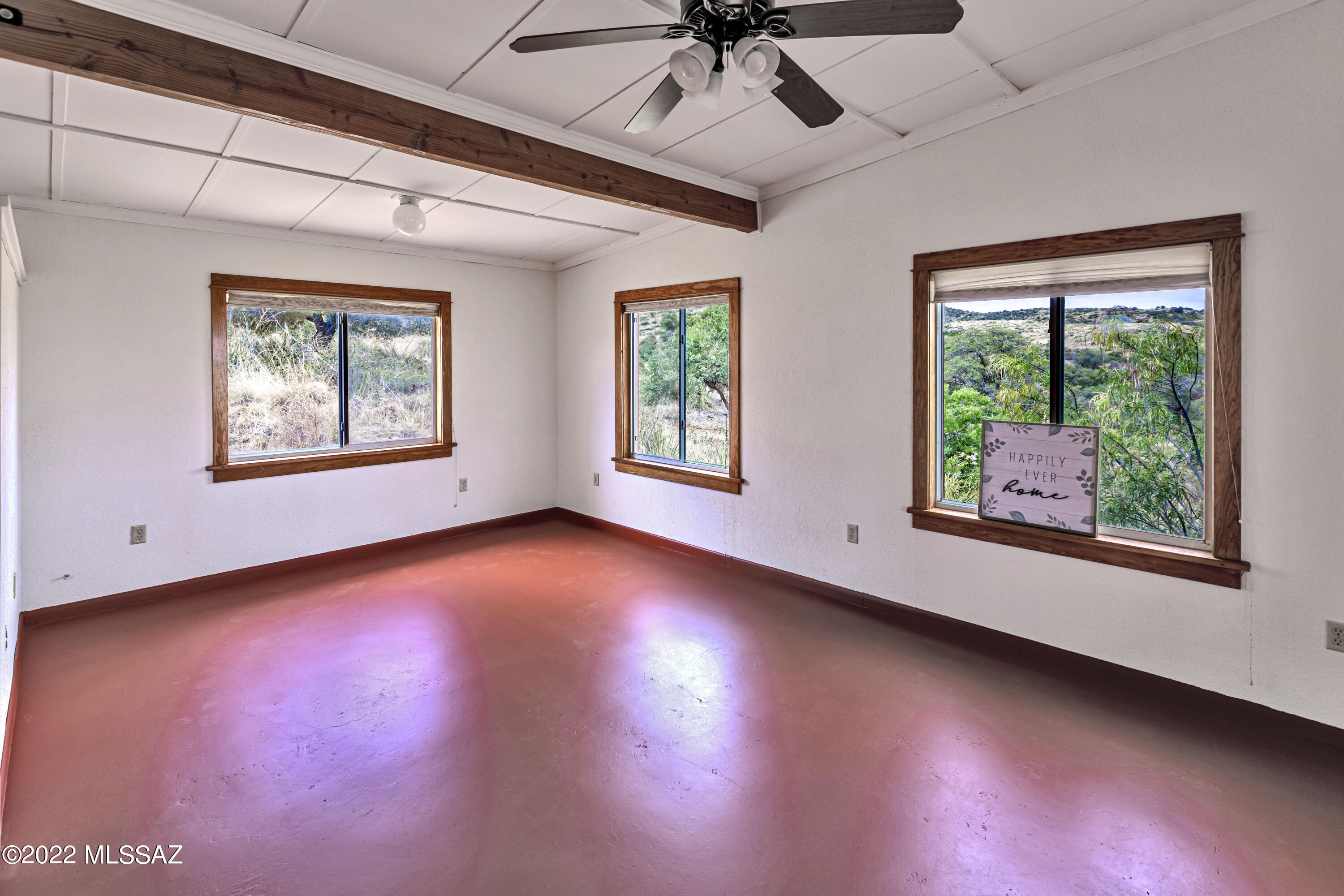 149 N Cedar Ridge Drive