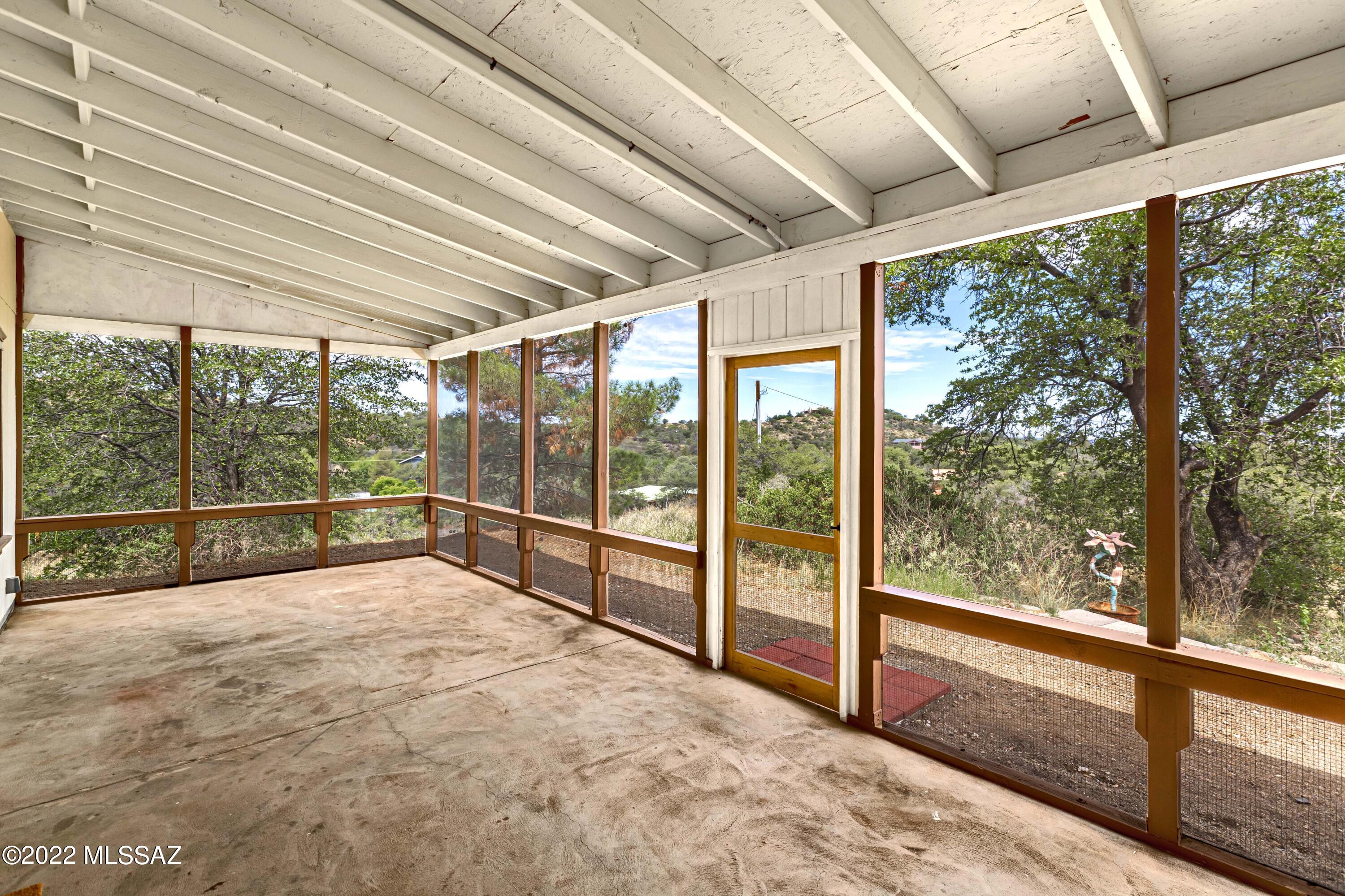 149 N Cedar Ridge Drive