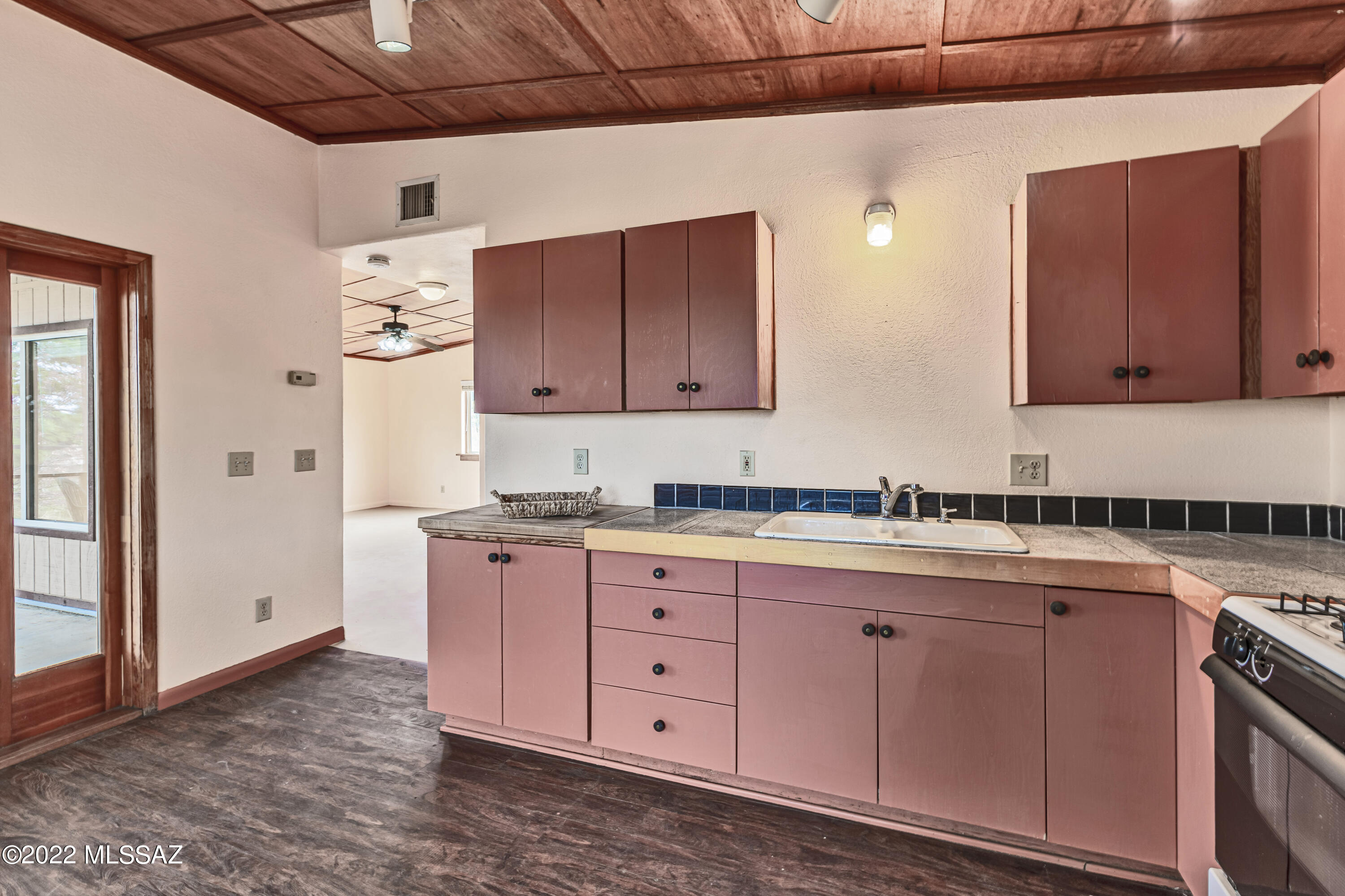 149 N Cedar Ridge Drive