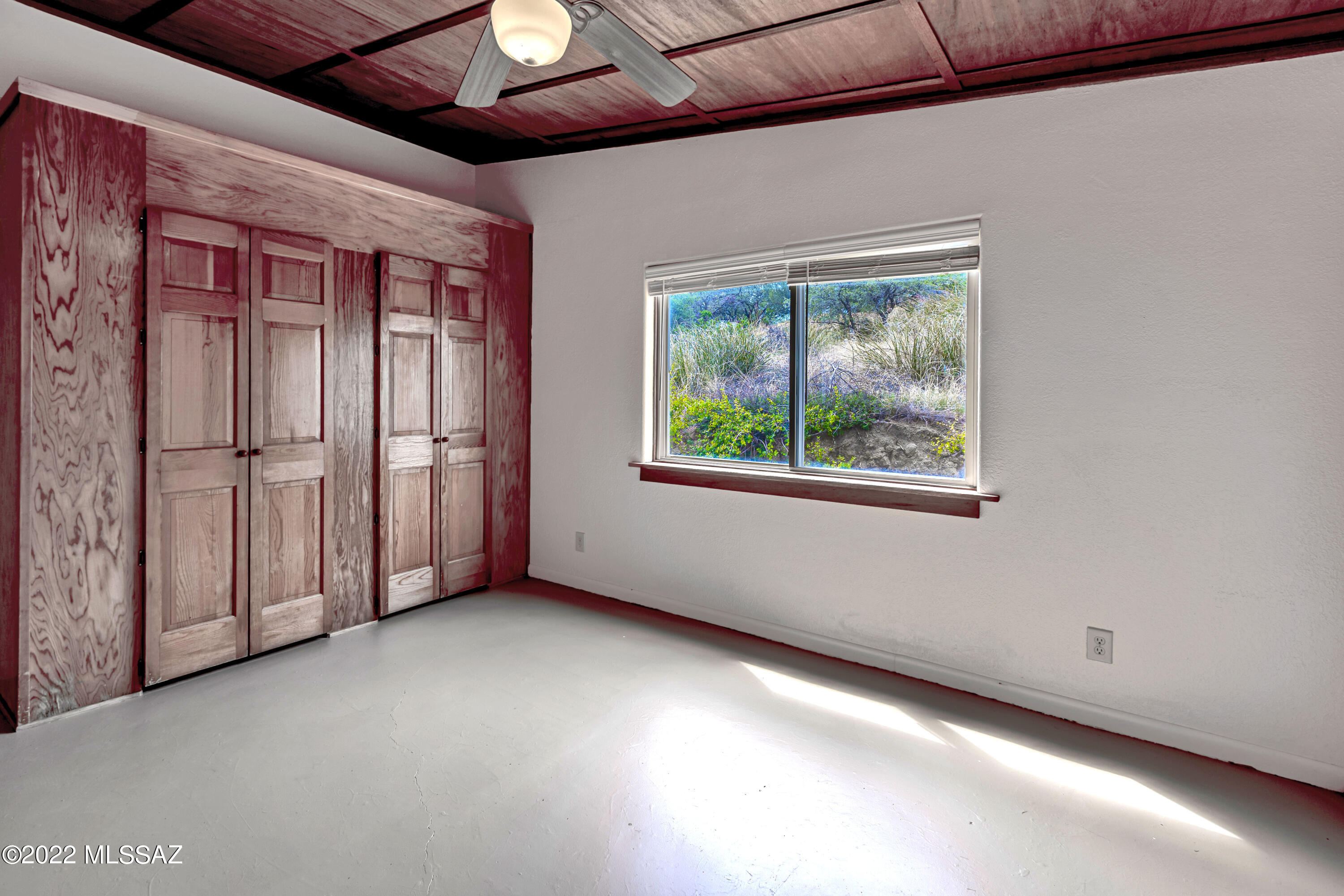 149 N Cedar Ridge Drive