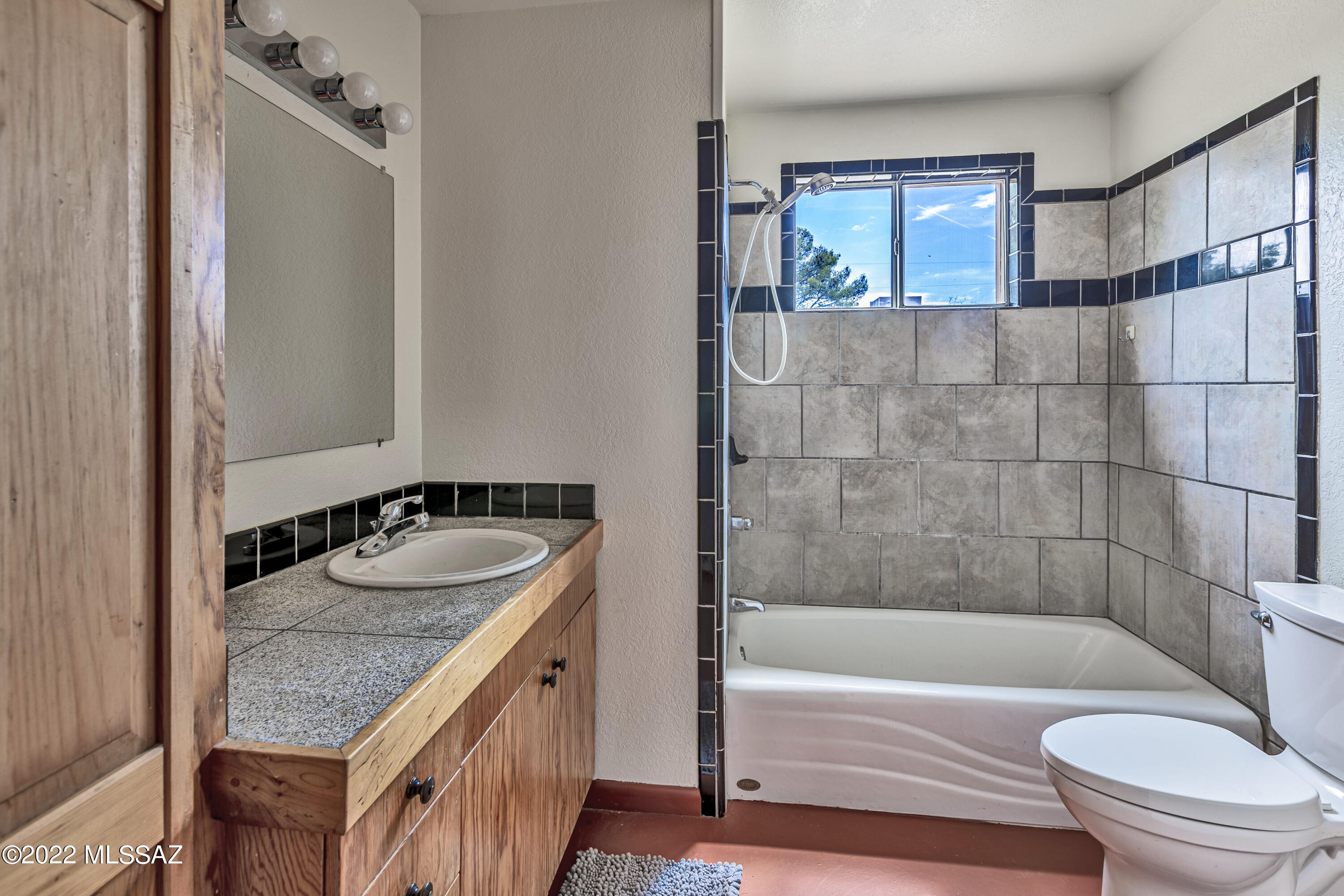 149 N Cedar Ridge Drive