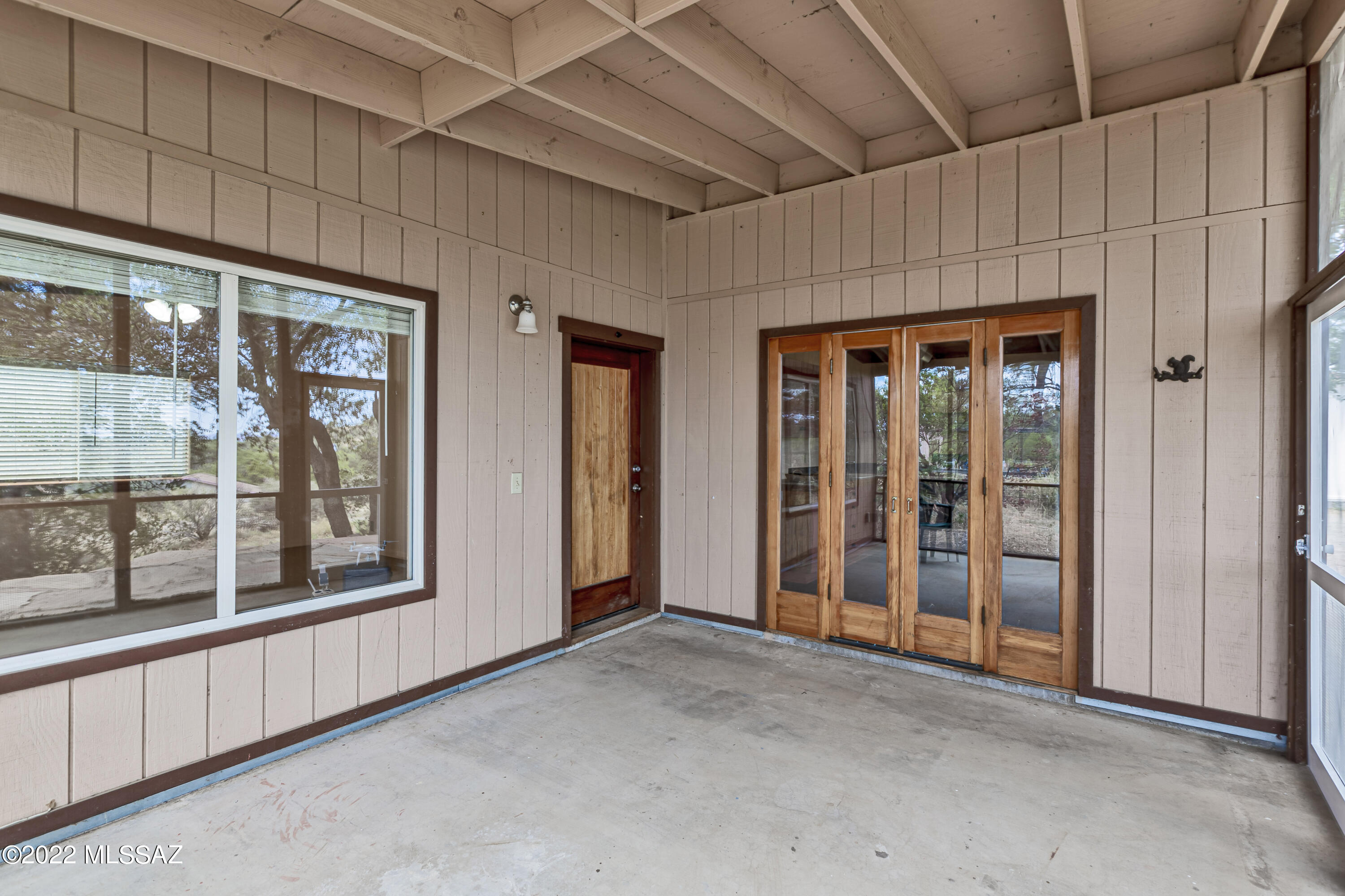 149 N Cedar Ridge Drive