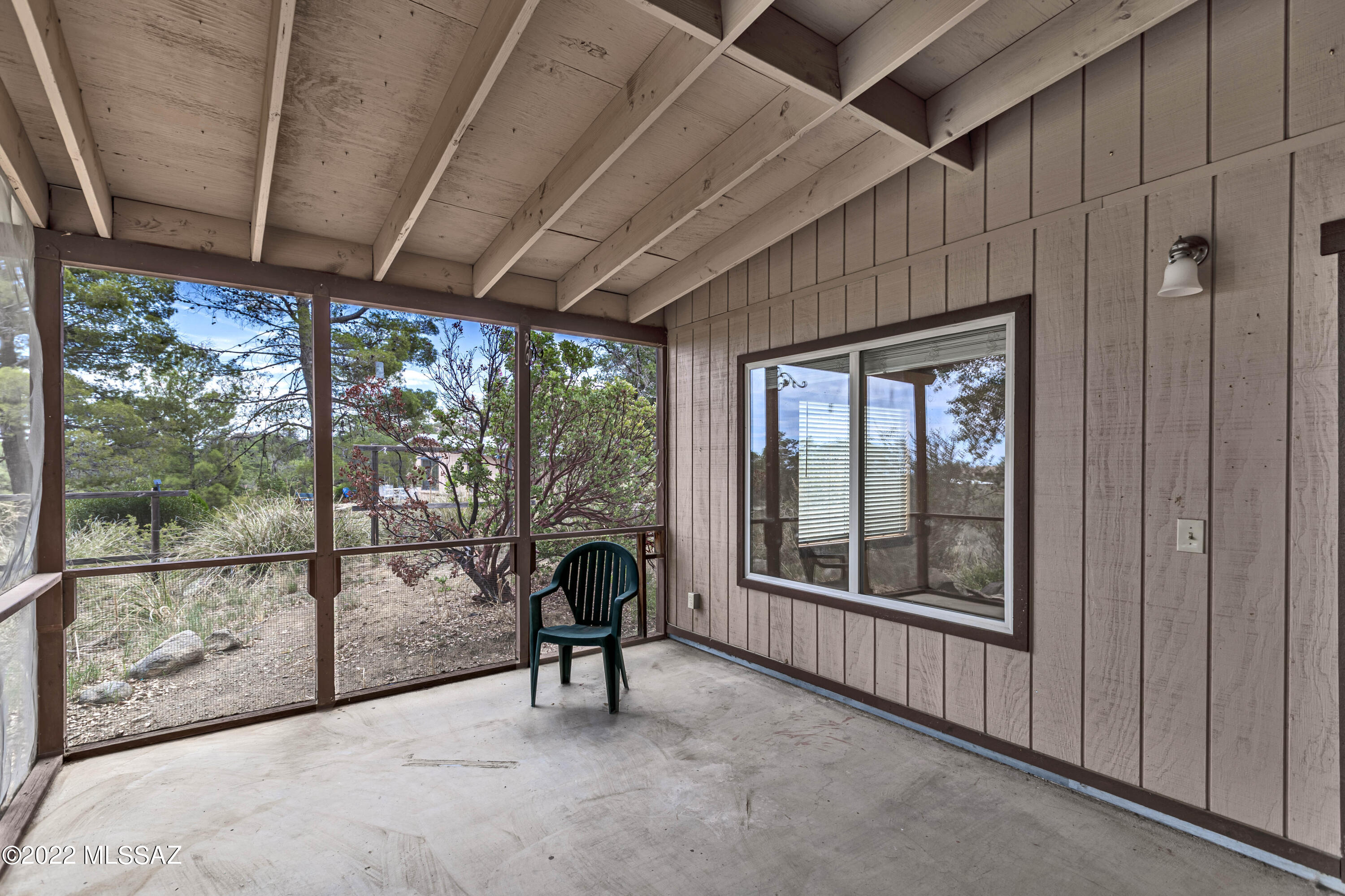 149 N Cedar Ridge Drive