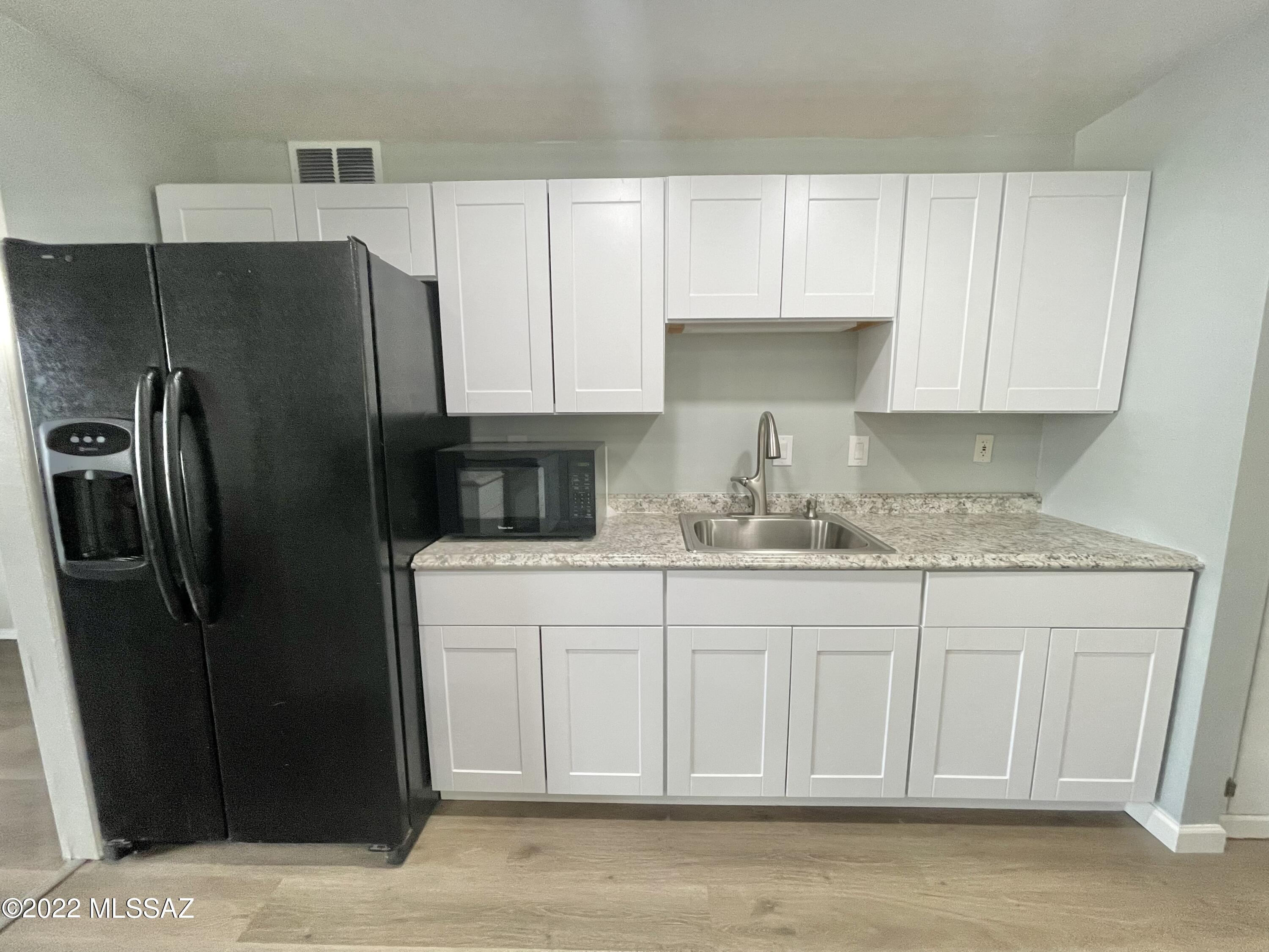 114 W Webb Drive