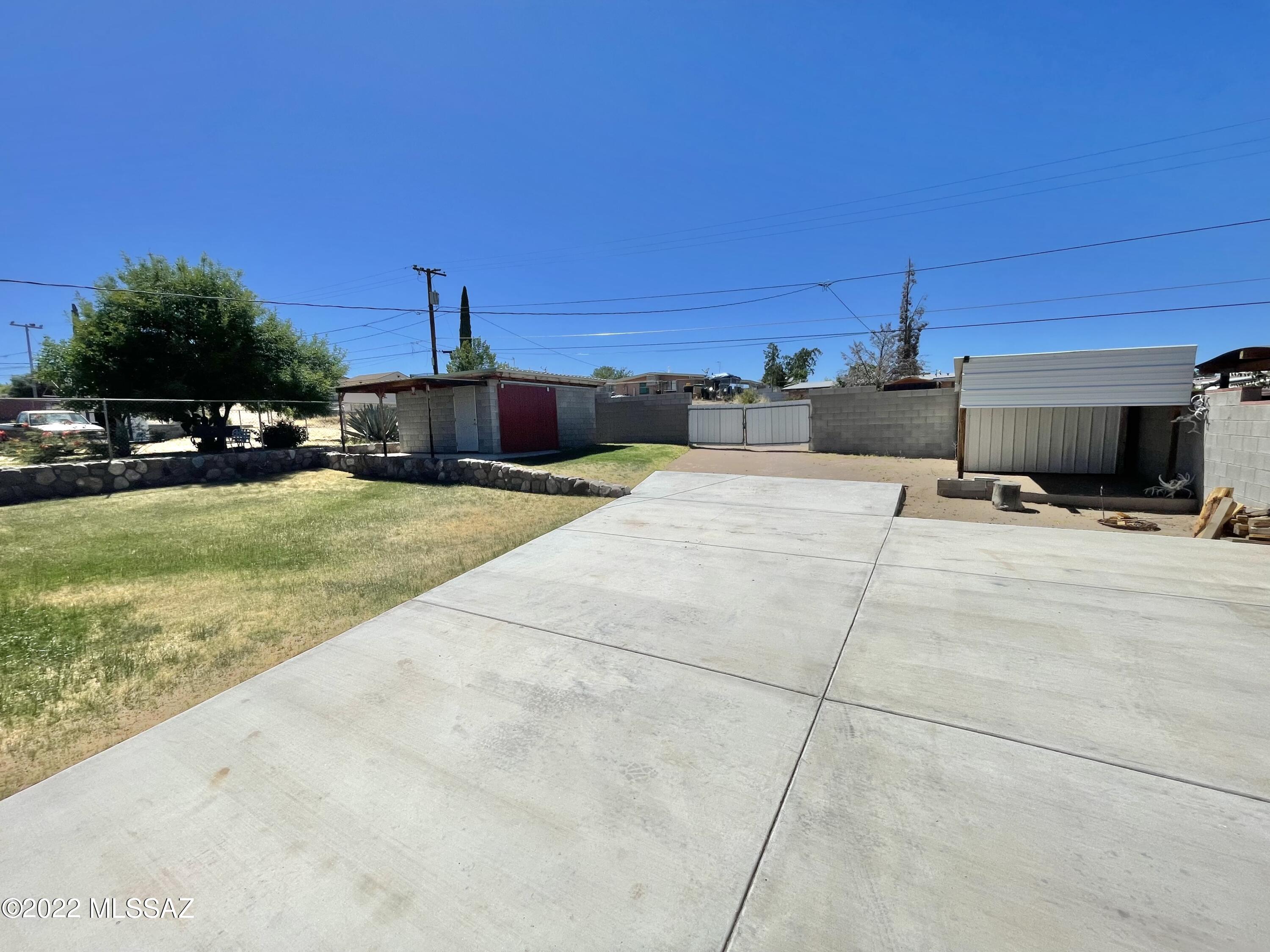114 W Webb Drive