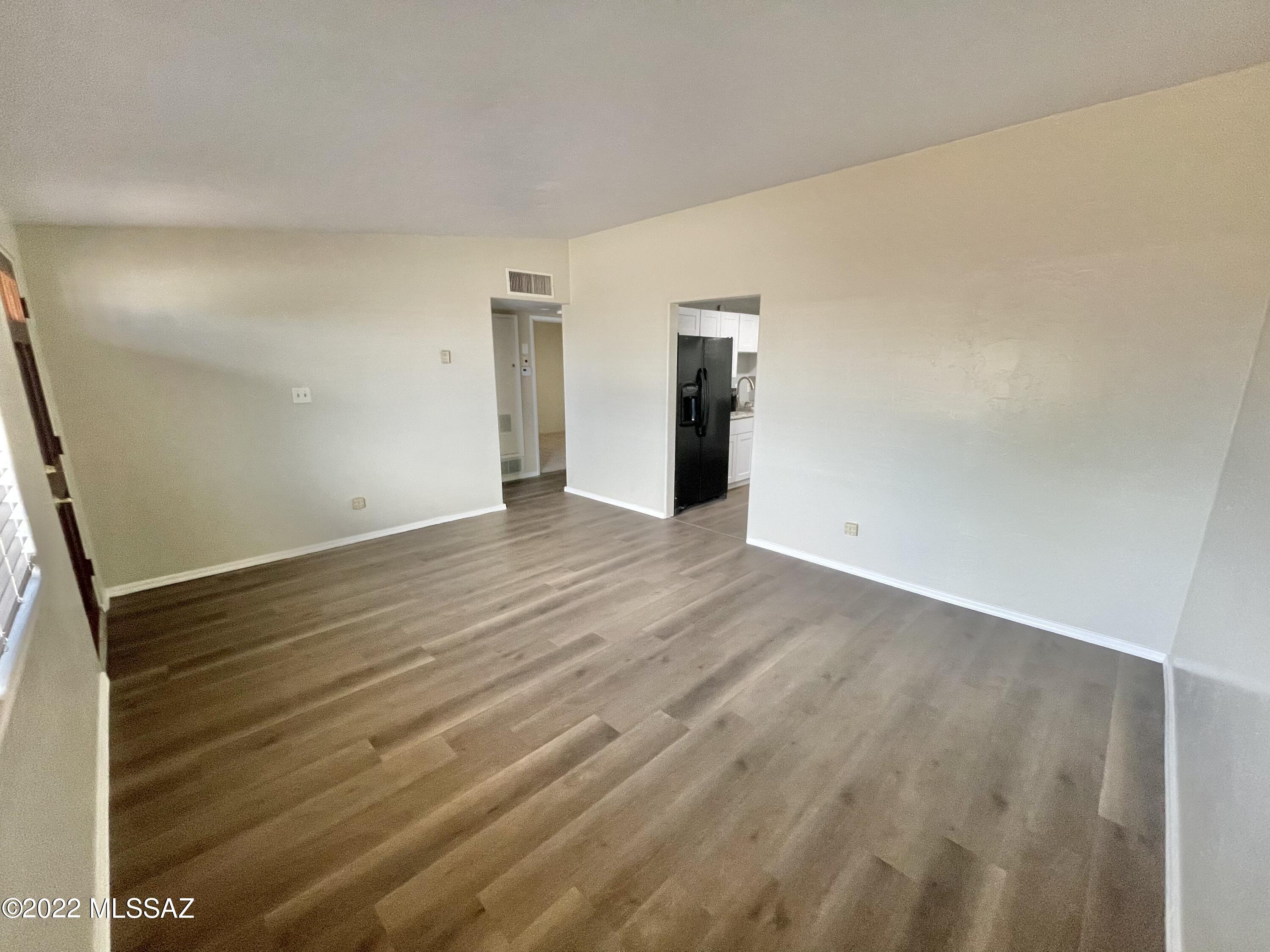 114 W Webb Drive