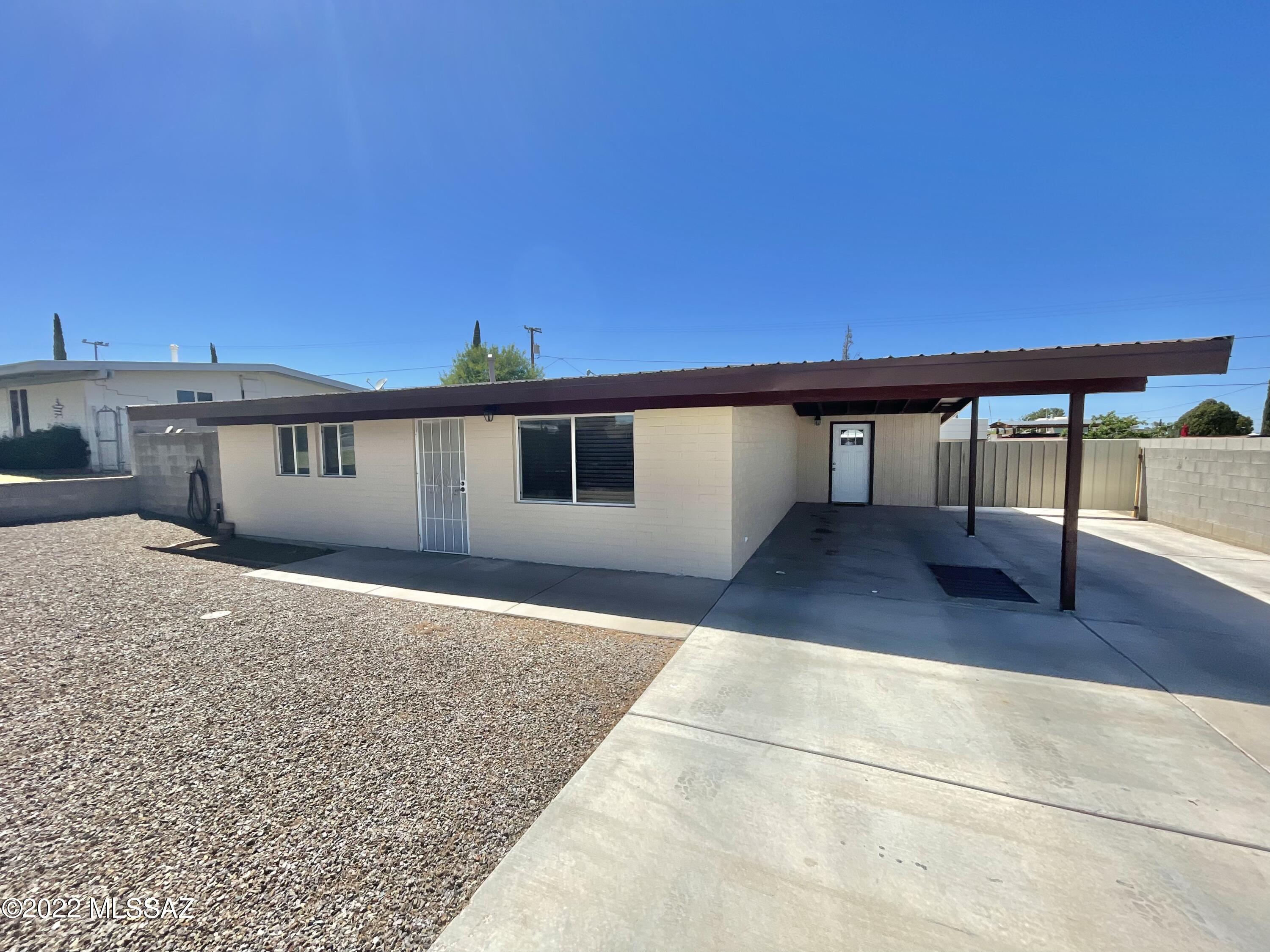 114 W Webb Drive