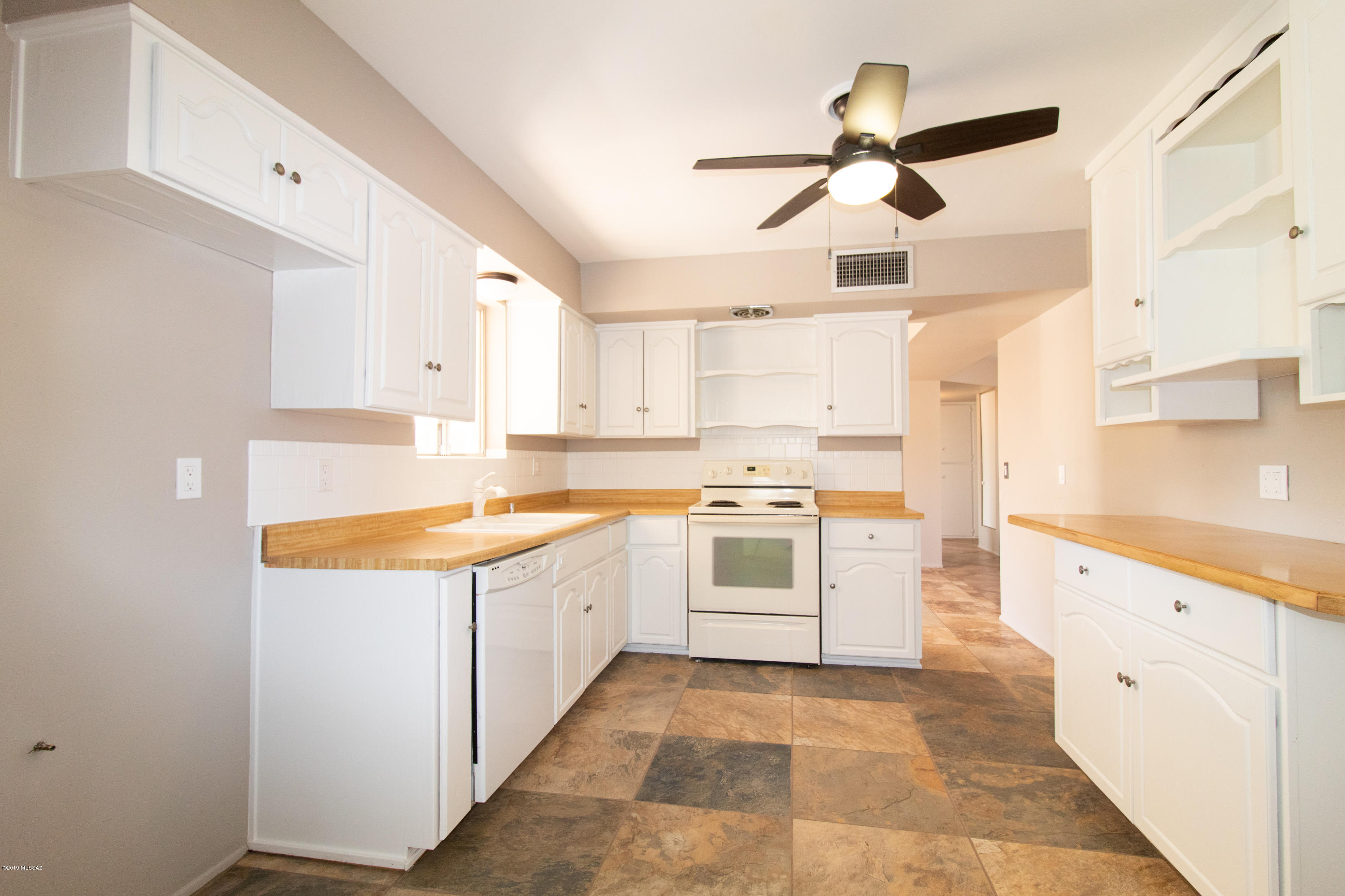 2145 W Paseo Redondo